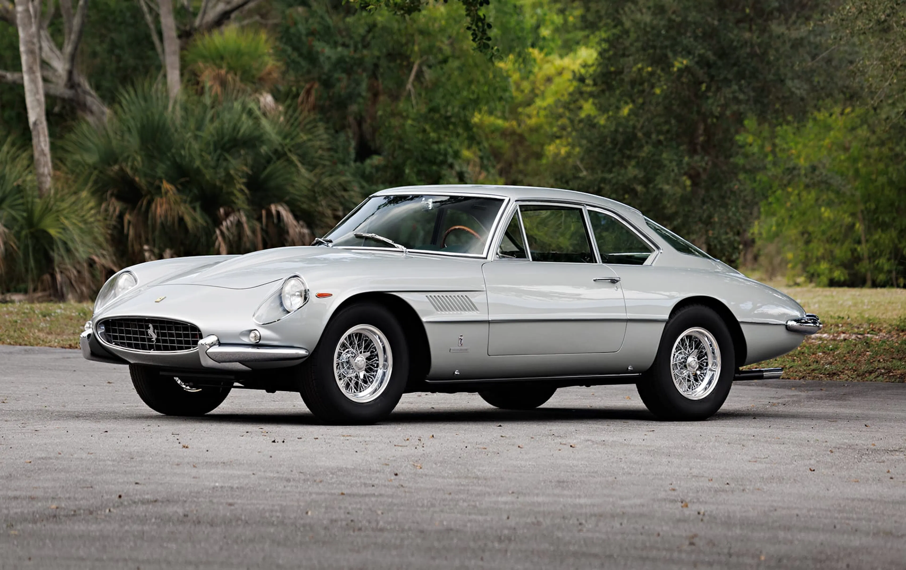 Un exclusivo Ferrari 400 Superamerica Coupé Aerodinamico, a subasta Un exclusivo Ferrari 400 Superamerica Coupé Aerodinamico, a subasta