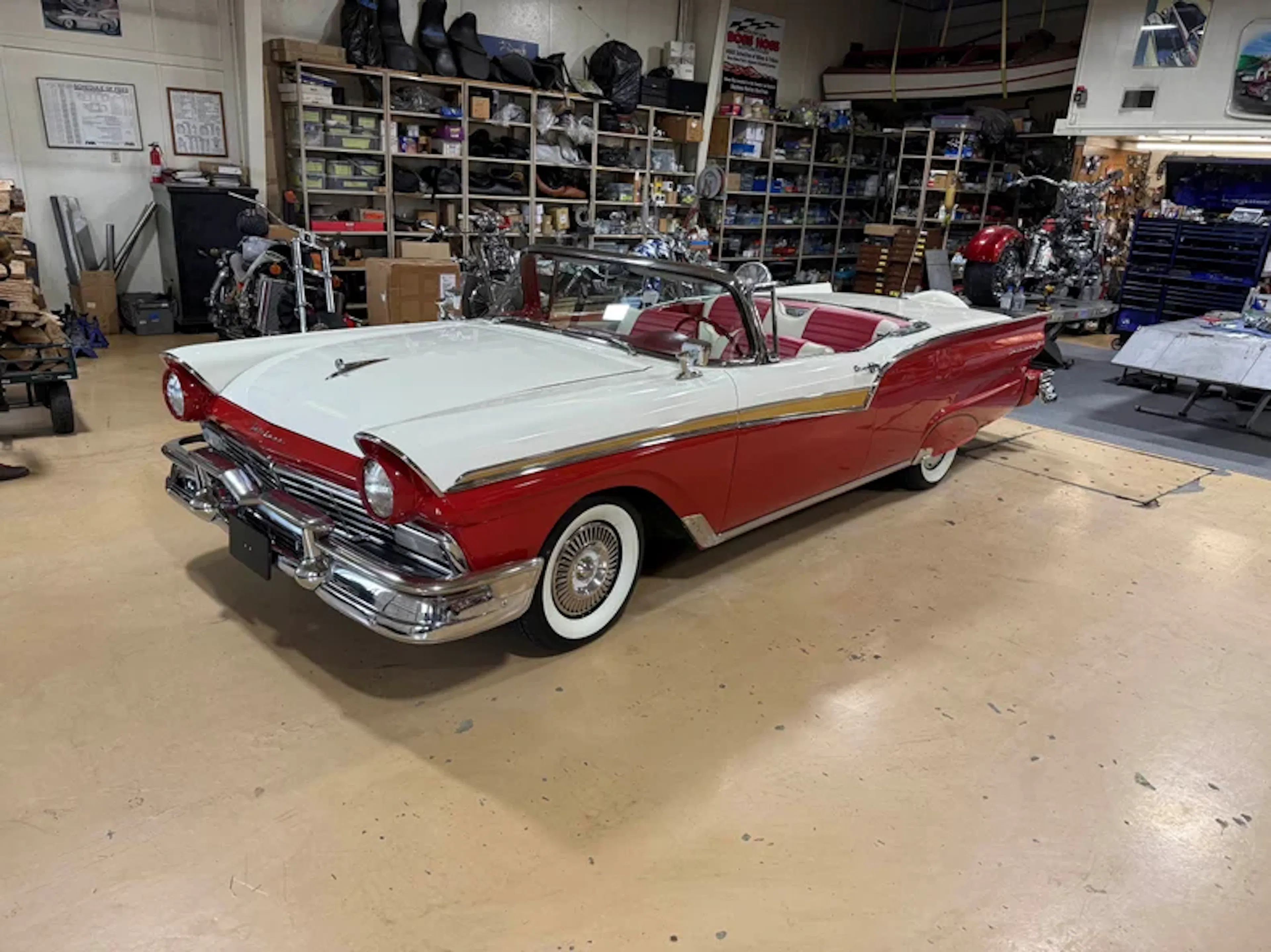 1957 Ford Fairlane 500 2026-04-10