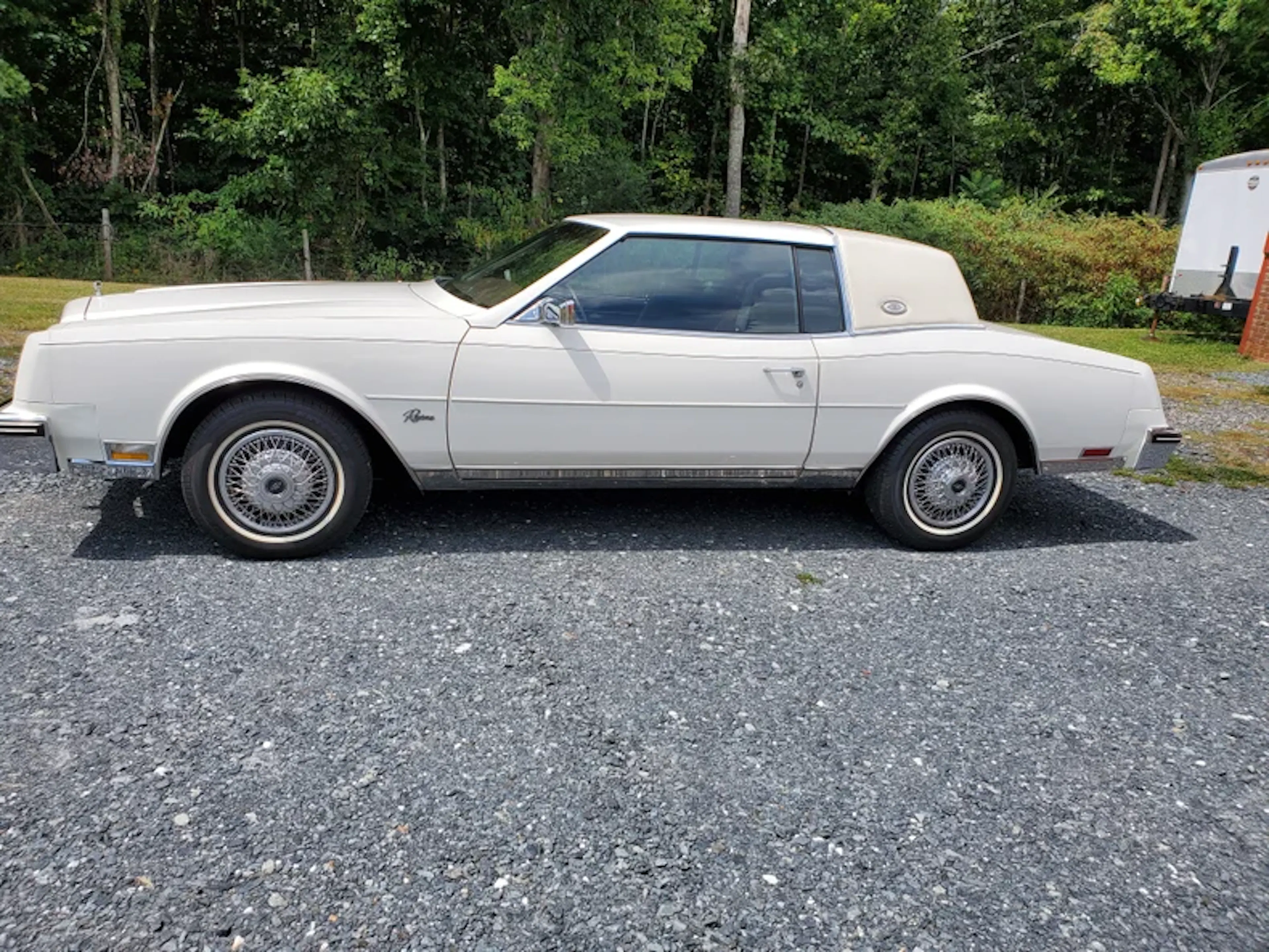 1984 Buick Riviera 2026-04-09