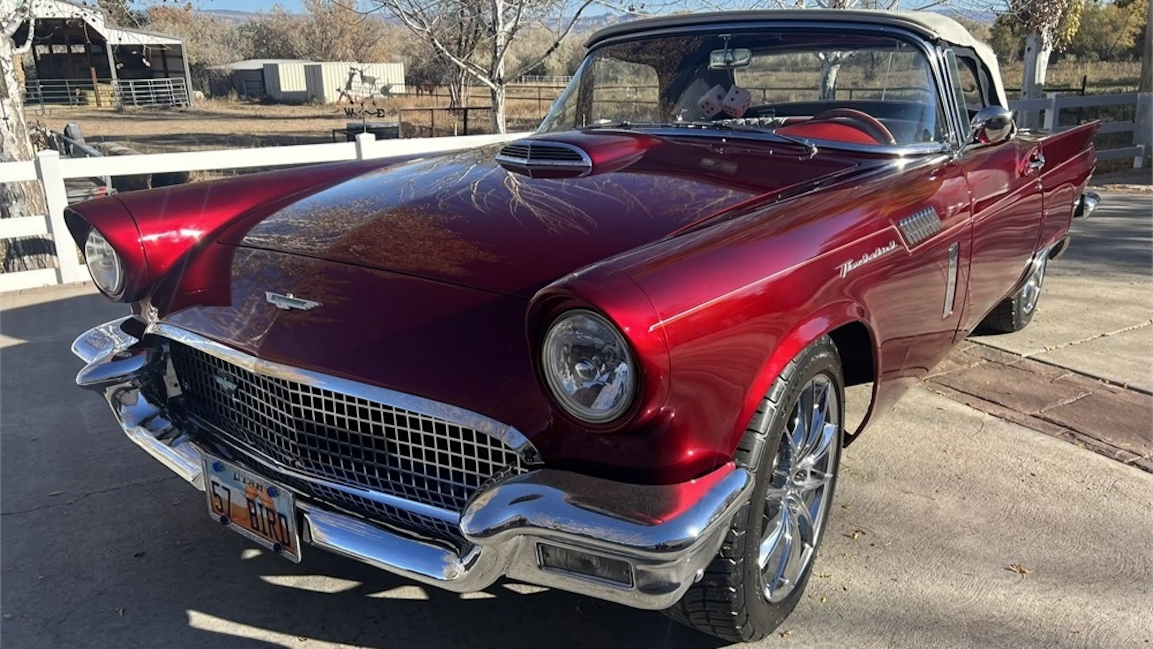 1957 Ford Thunderbird 2026-04-24