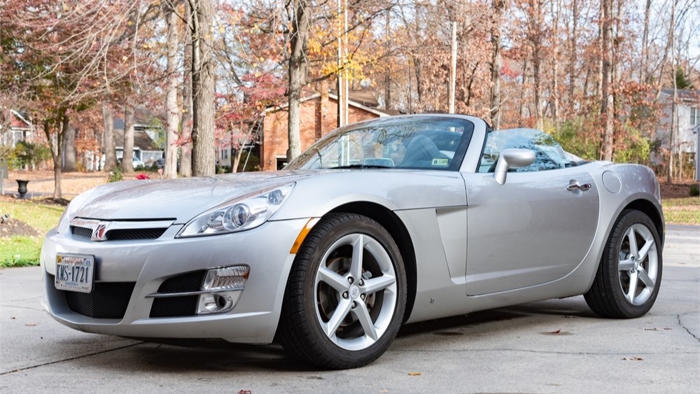 2008 Saturn Sky VIN 1G8MB35B88Y102693 | Hagerty Valuation Tools