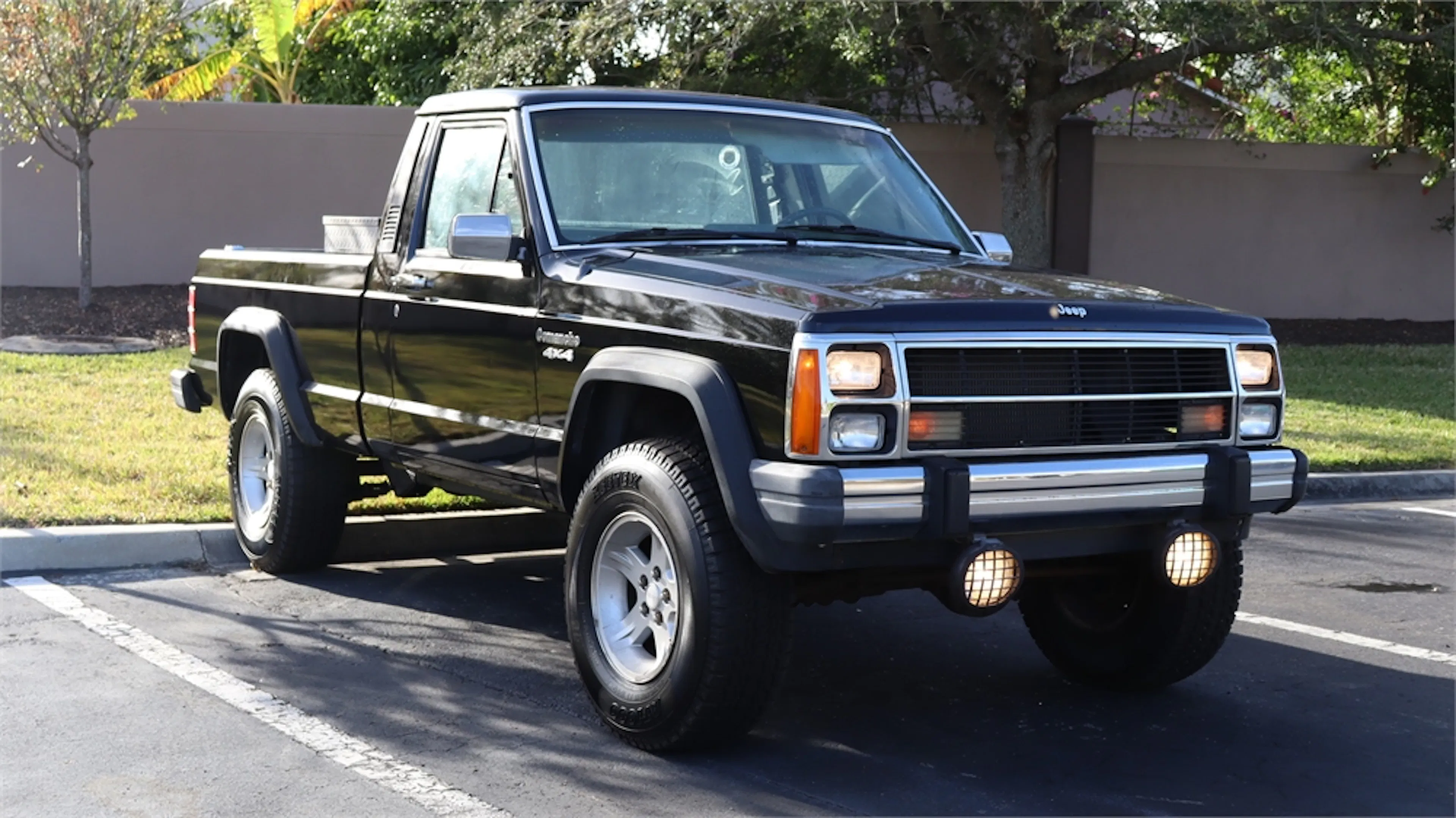 1988 Jeep Comanche VIN 1JTHX6310JT177619 | Hagerty Valuation Tool®