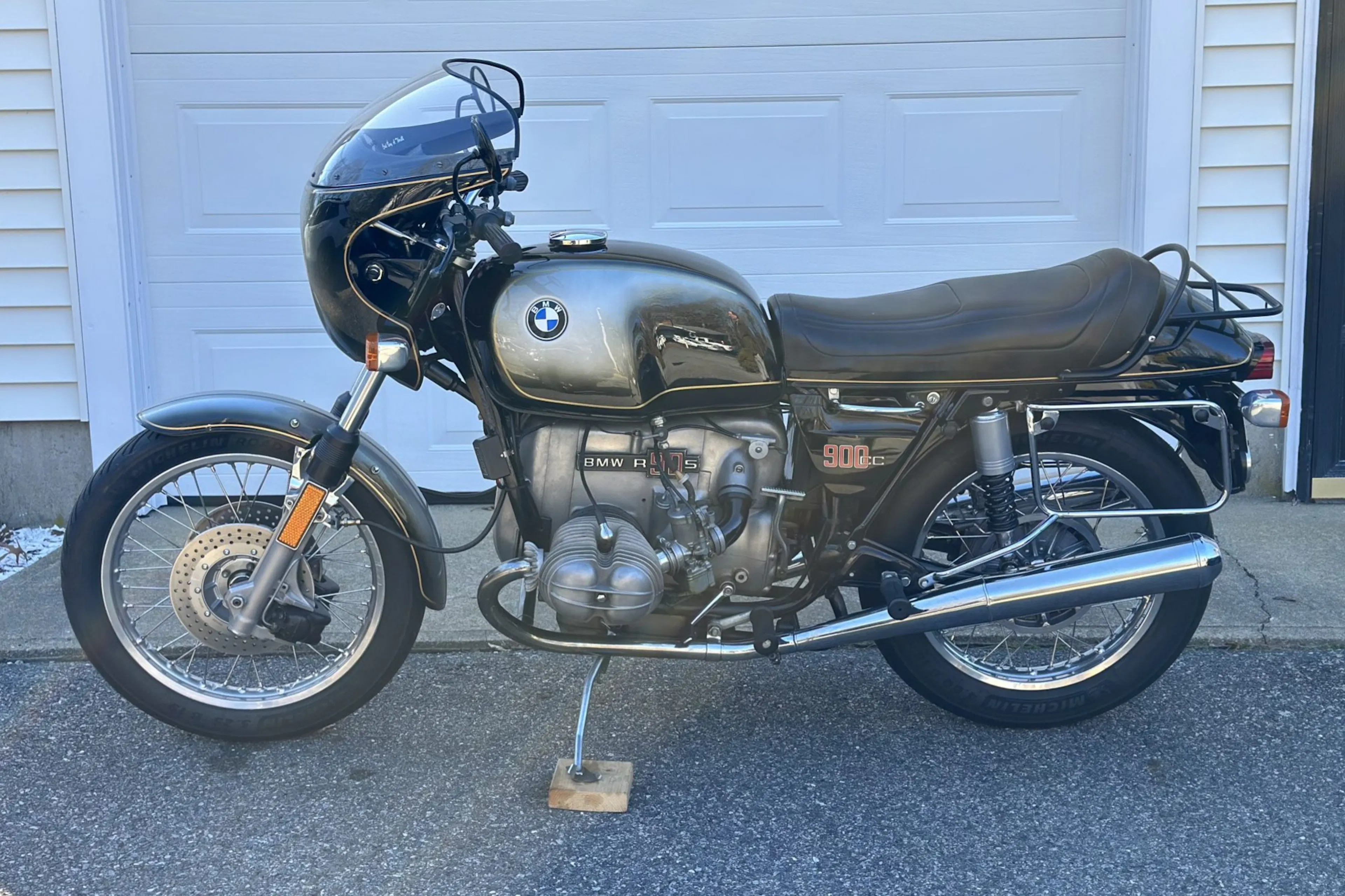 1974 BMW R90S VIN 4070942 | Hagerty Valuation Tools®