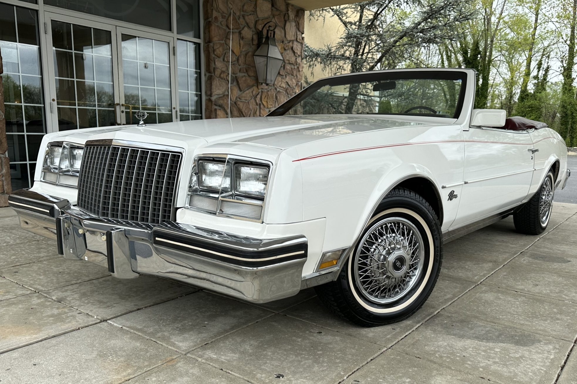 1982 Buick Riviera VIN 1G4AZ67Y4CE439939 | Hagerty Valuation Tools