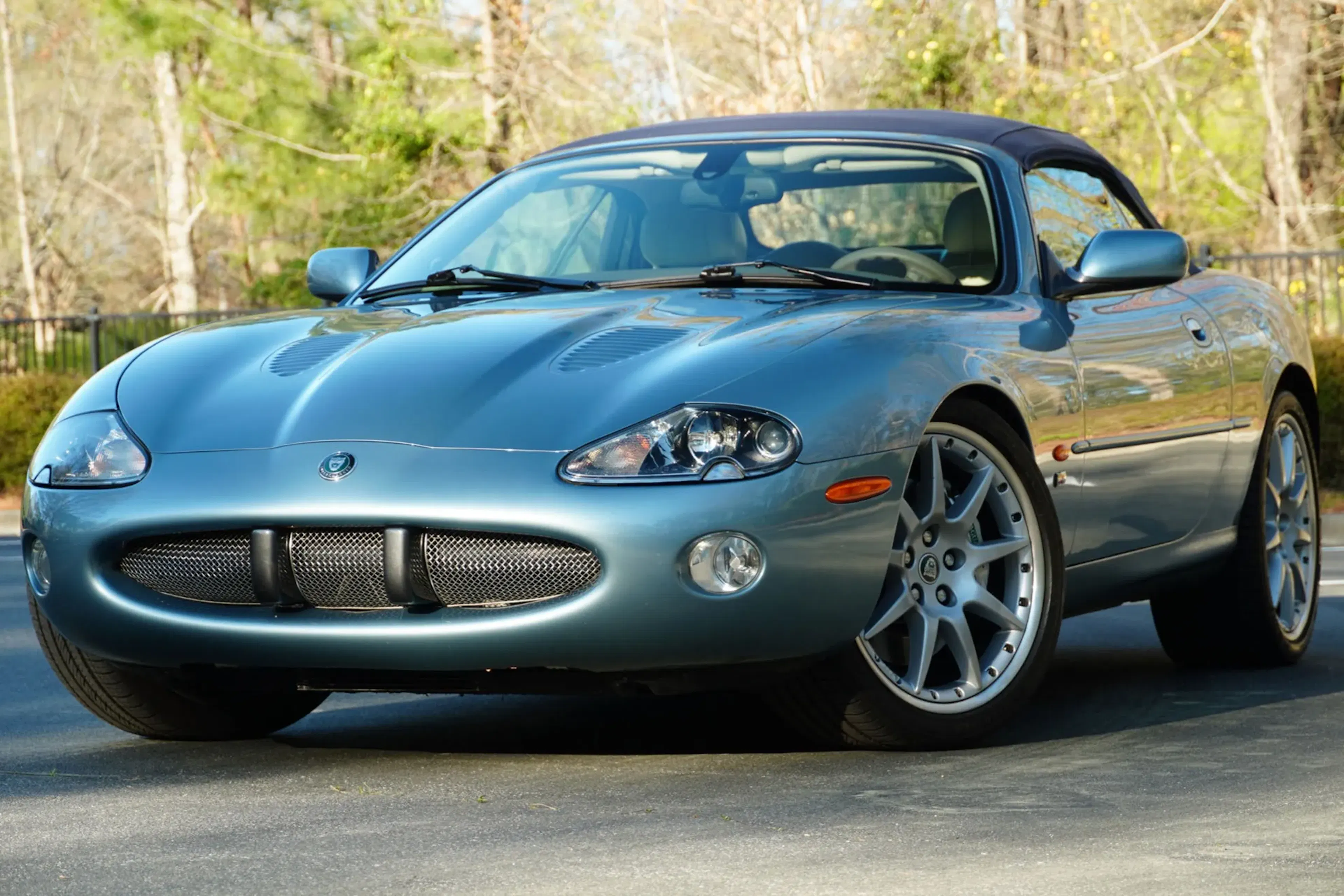 2003 Jaguar XKR 2026-04-12