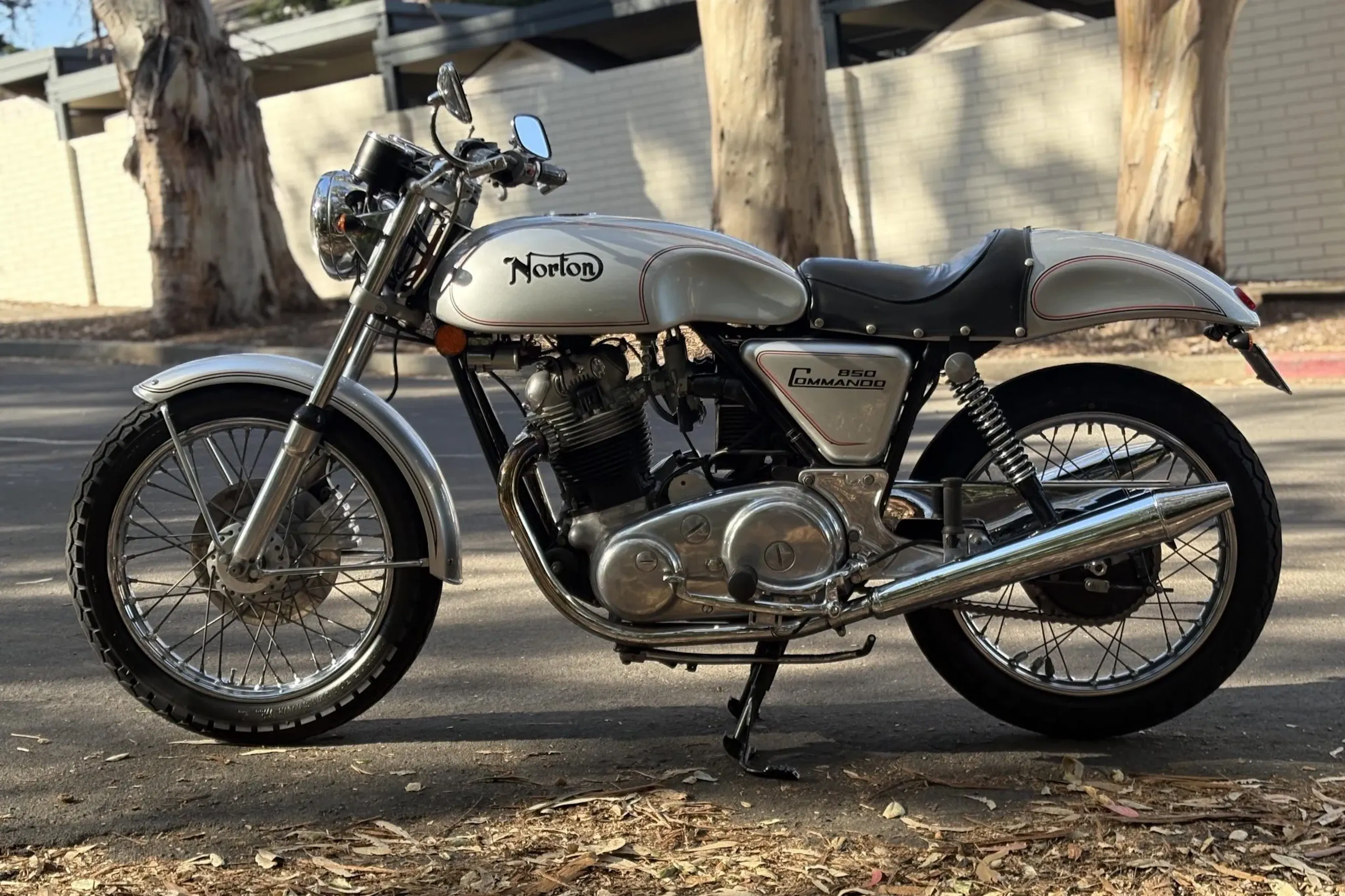 1974 Norton Commando 850 2026-04-16