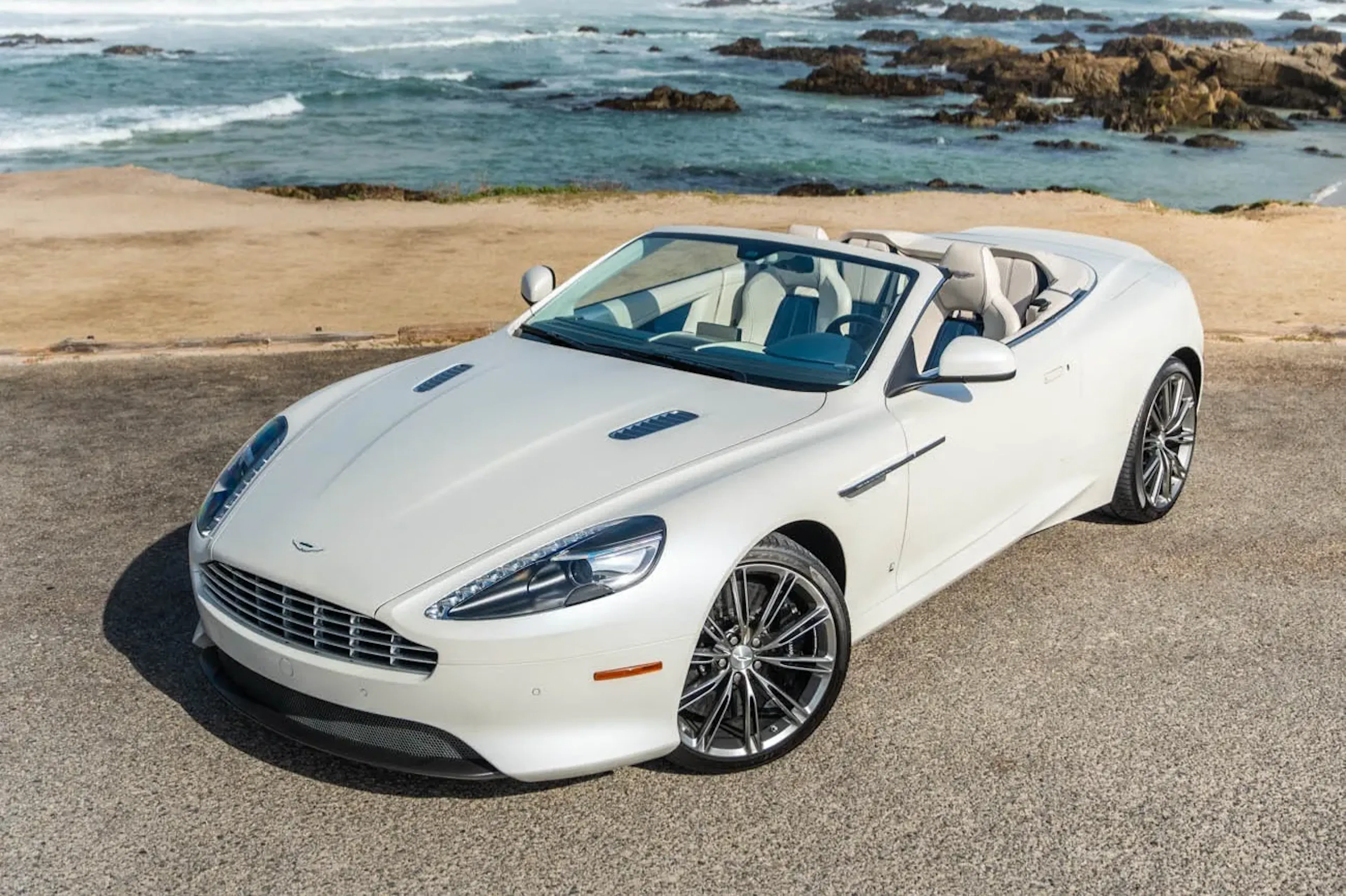 2014 Aston Martin DB9 2026-04-20