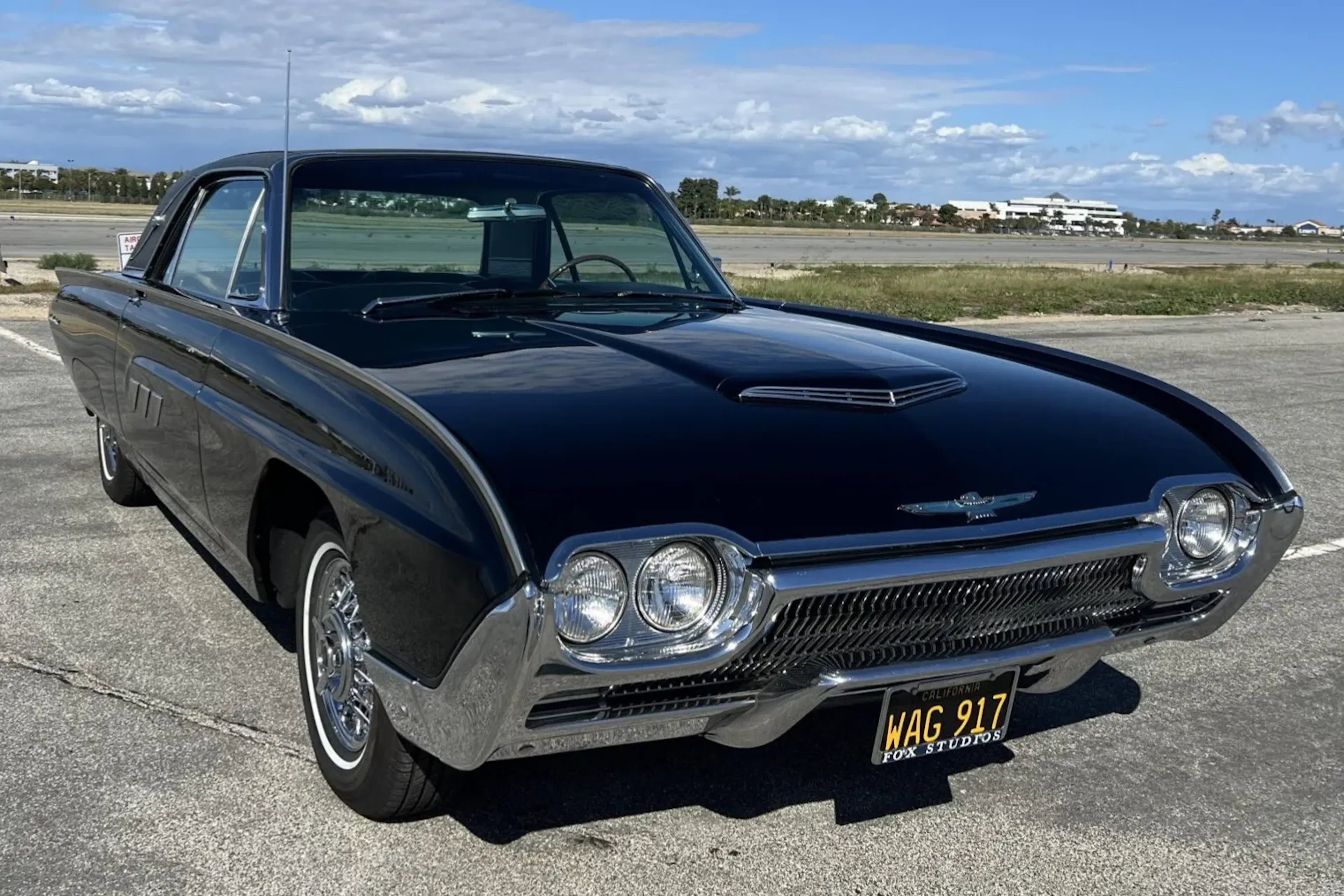 1963 Ford Thunderbird