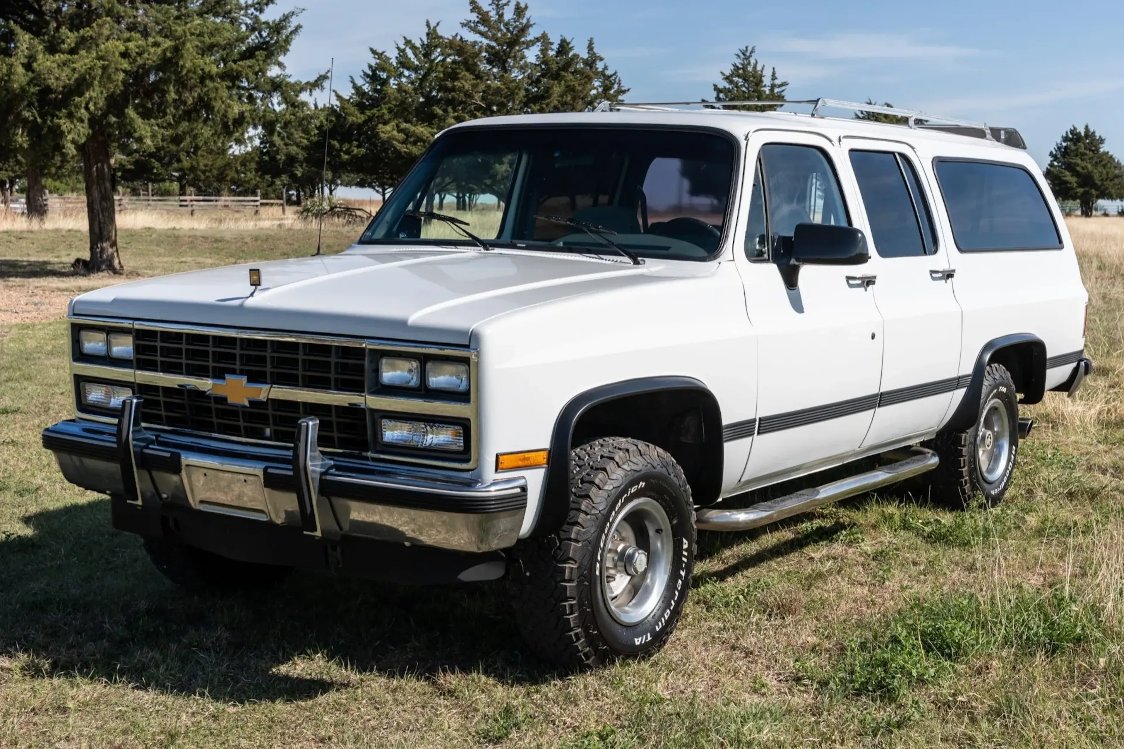 1990 Chevrolet V1500 Suburban 2026-04-23