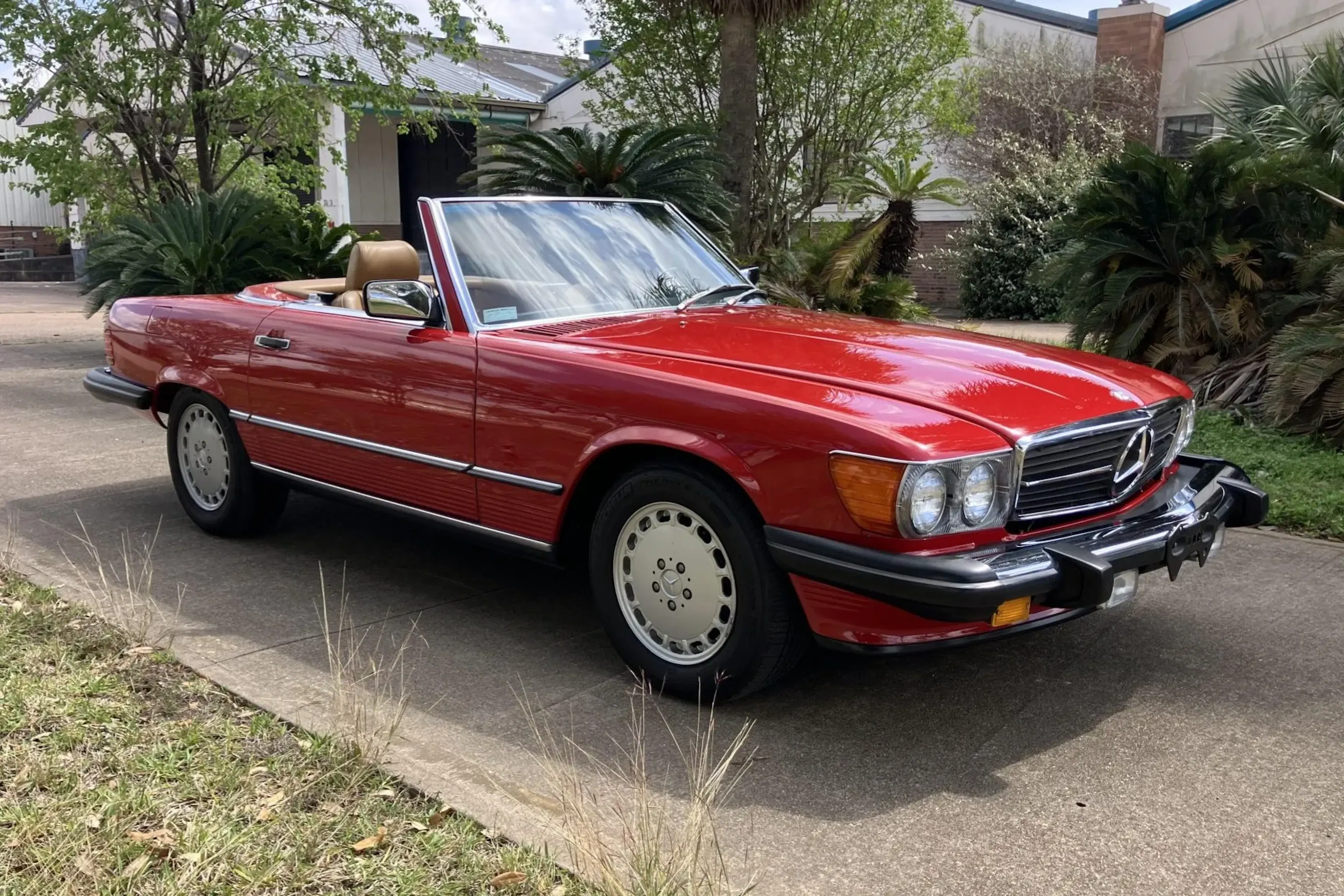 1988 Mercedes-Benz 560SL 2026-04-24