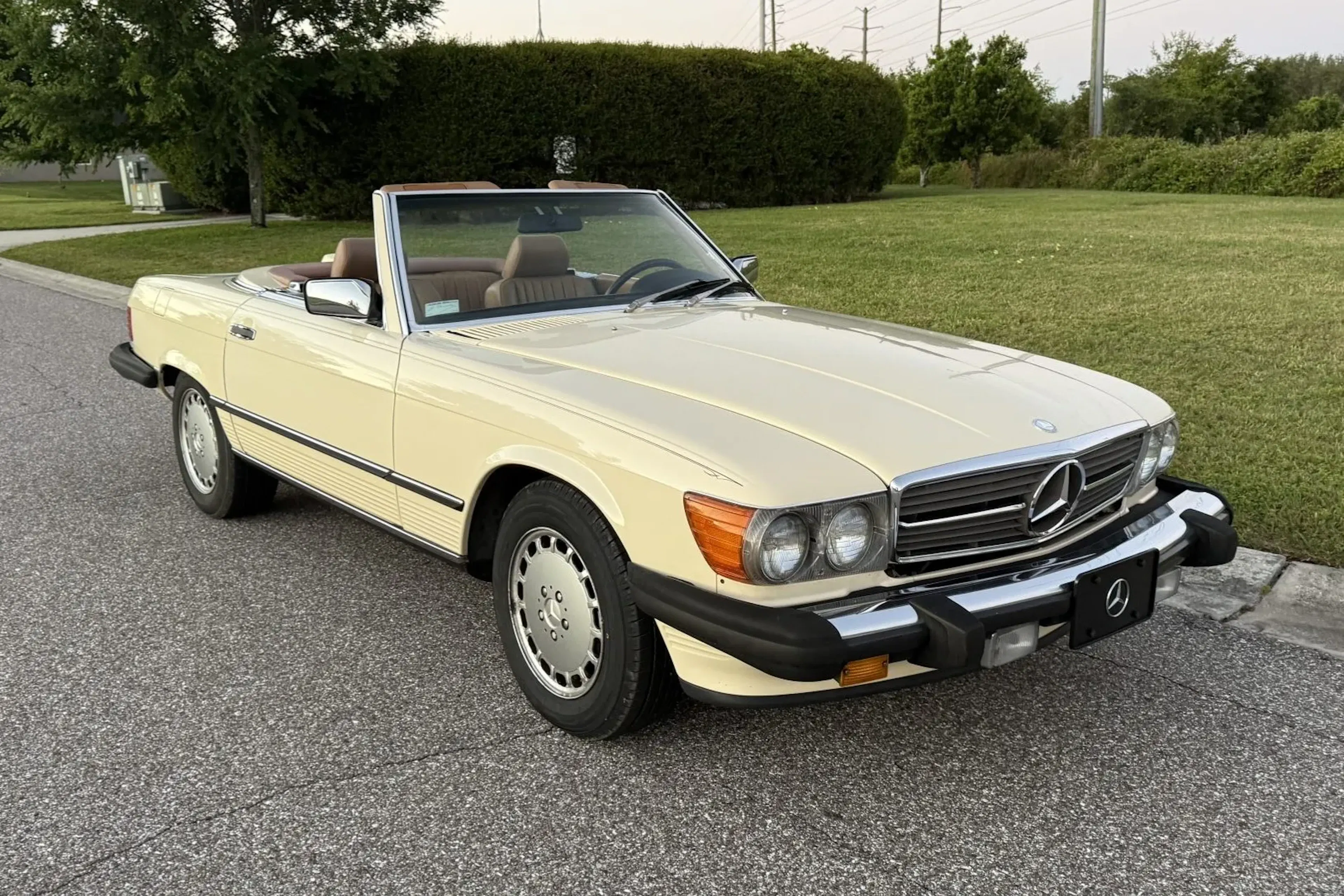 1987 Mercedes-Benz 560SL 2026-04-25