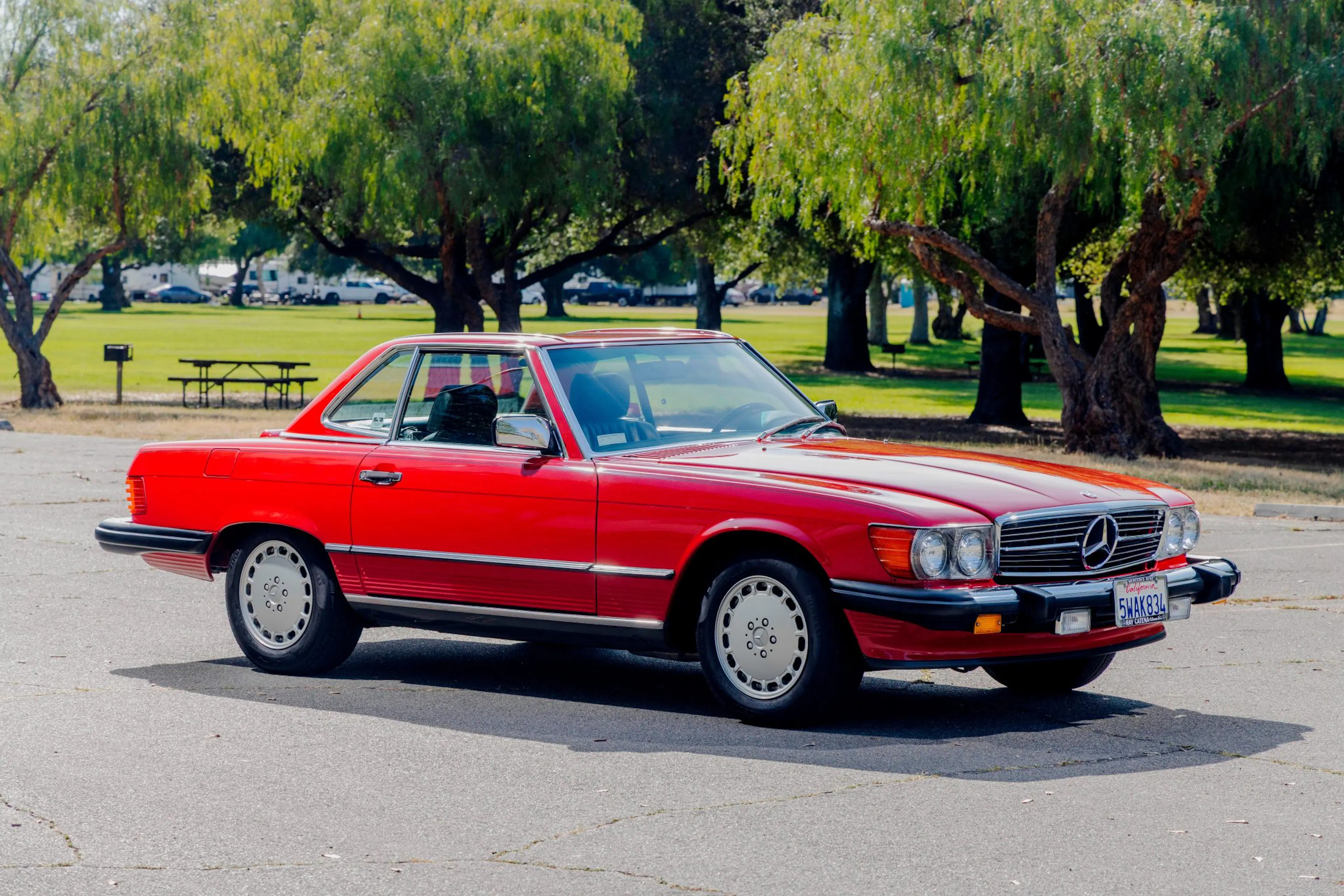 1989 Mercedes-Benz 560SL 2026-04-27