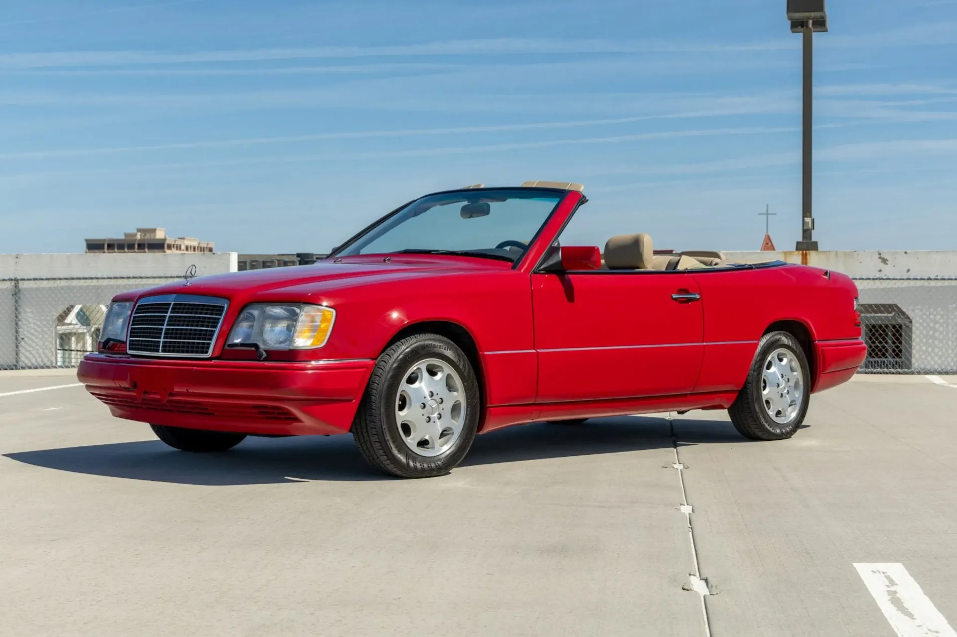 1995 Mercedes-Benz E320 2026-04-27