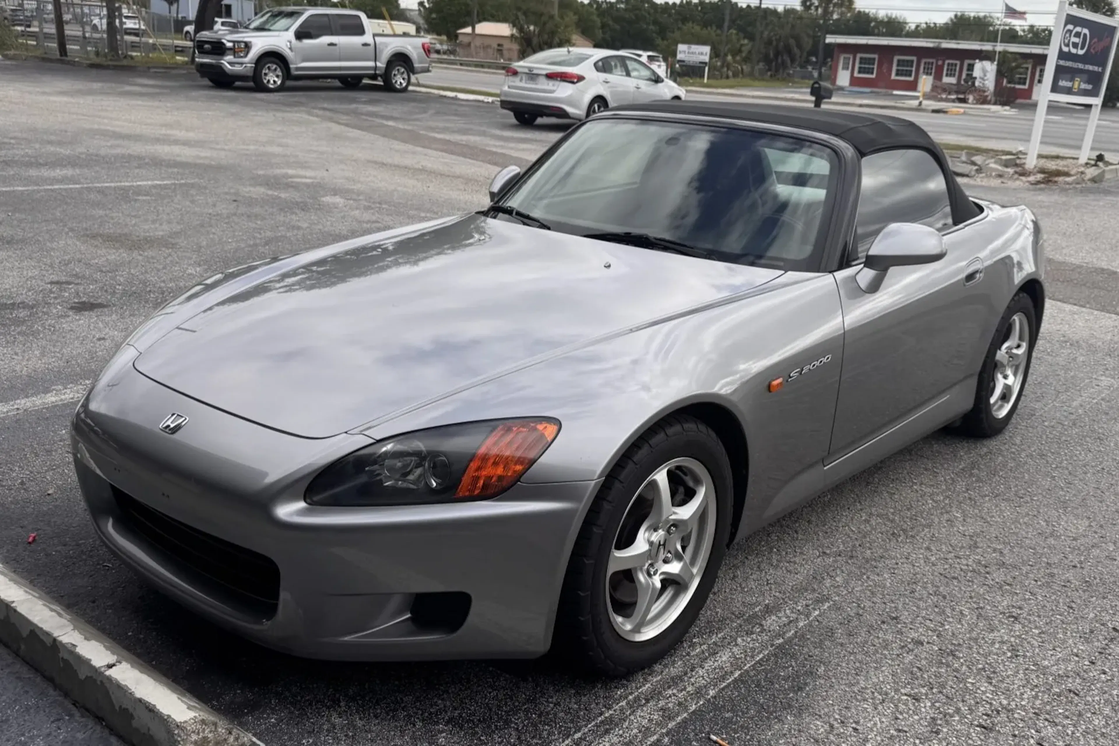 2000 Honda S2000 2026-04-27