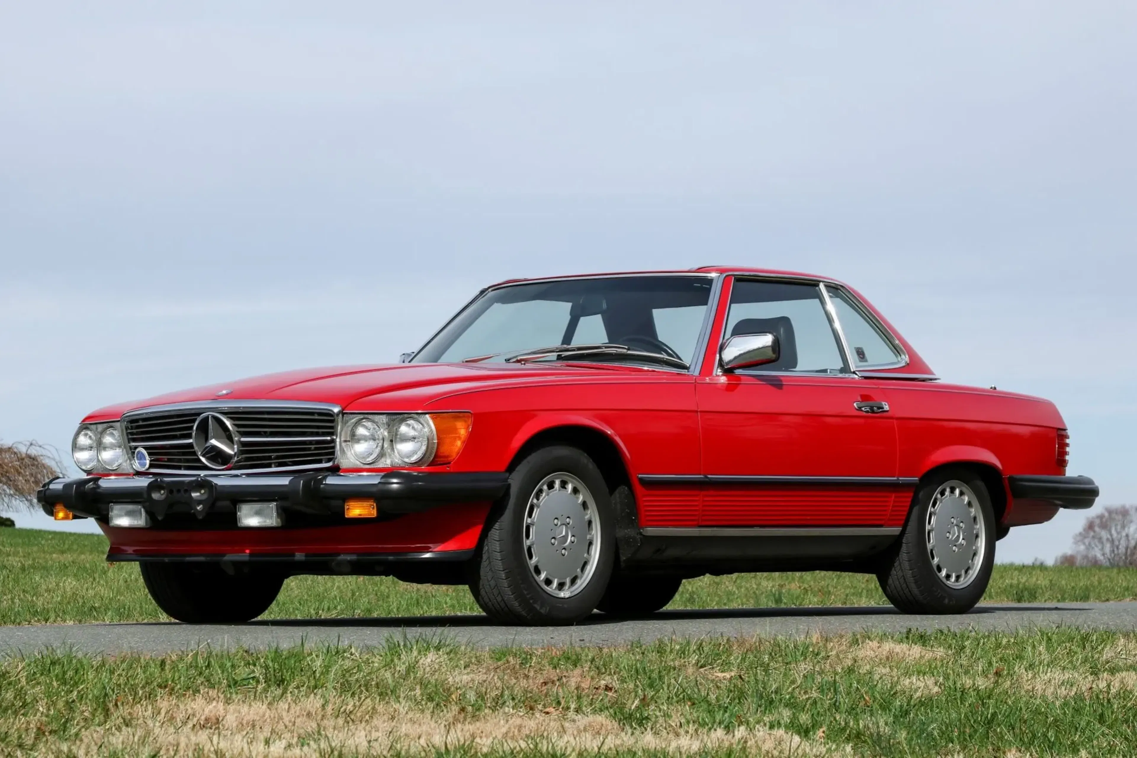 1988 Mercedes-Benz 560SL 2026-04-28