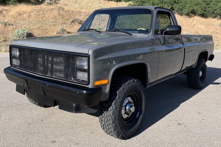 1983 Chevrolet K30 1 Ton VIN 1GCHK34W4DJ144602 | Hagerty Valuation Tools