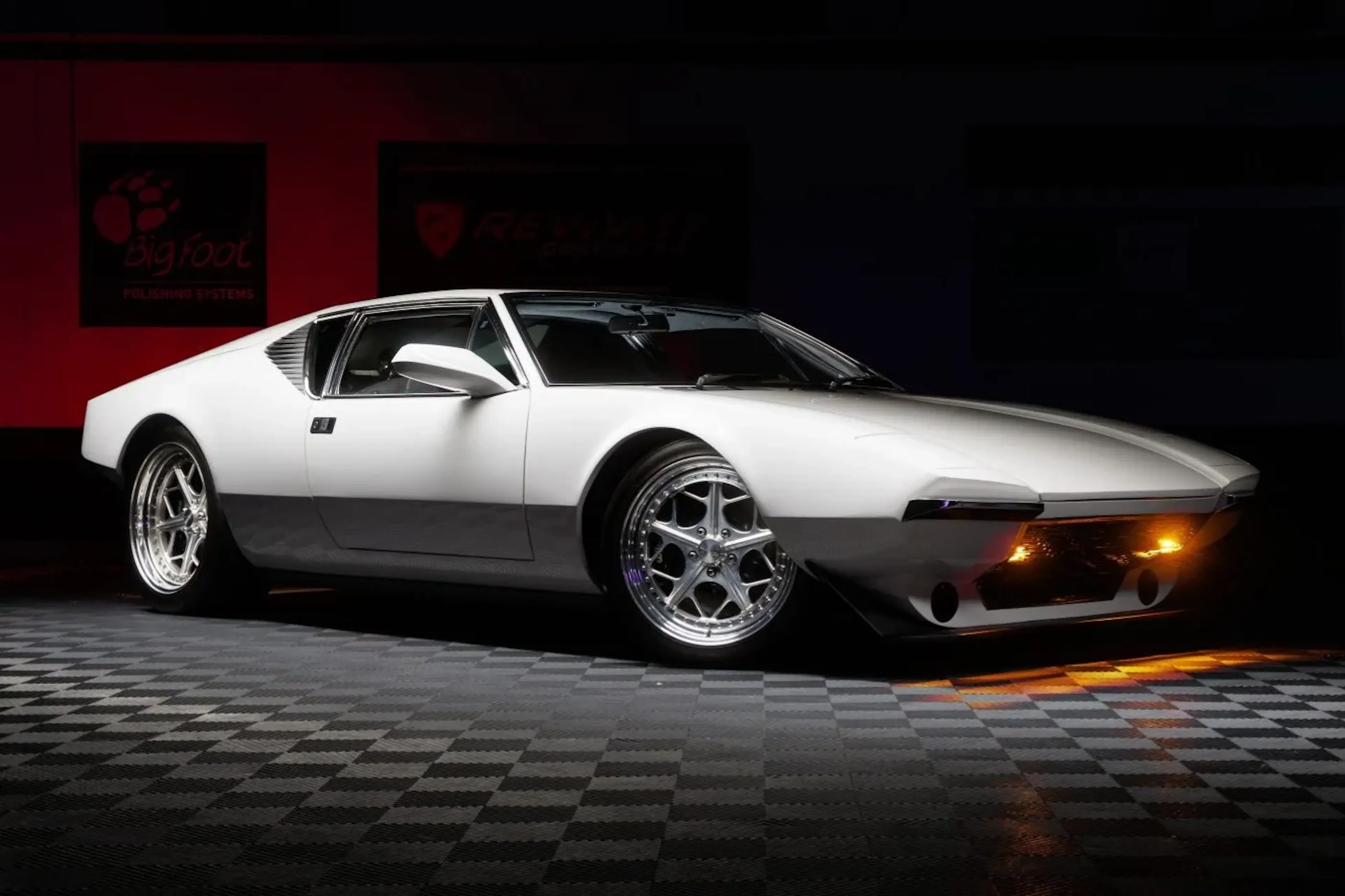 1972 DeTomaso Pantera