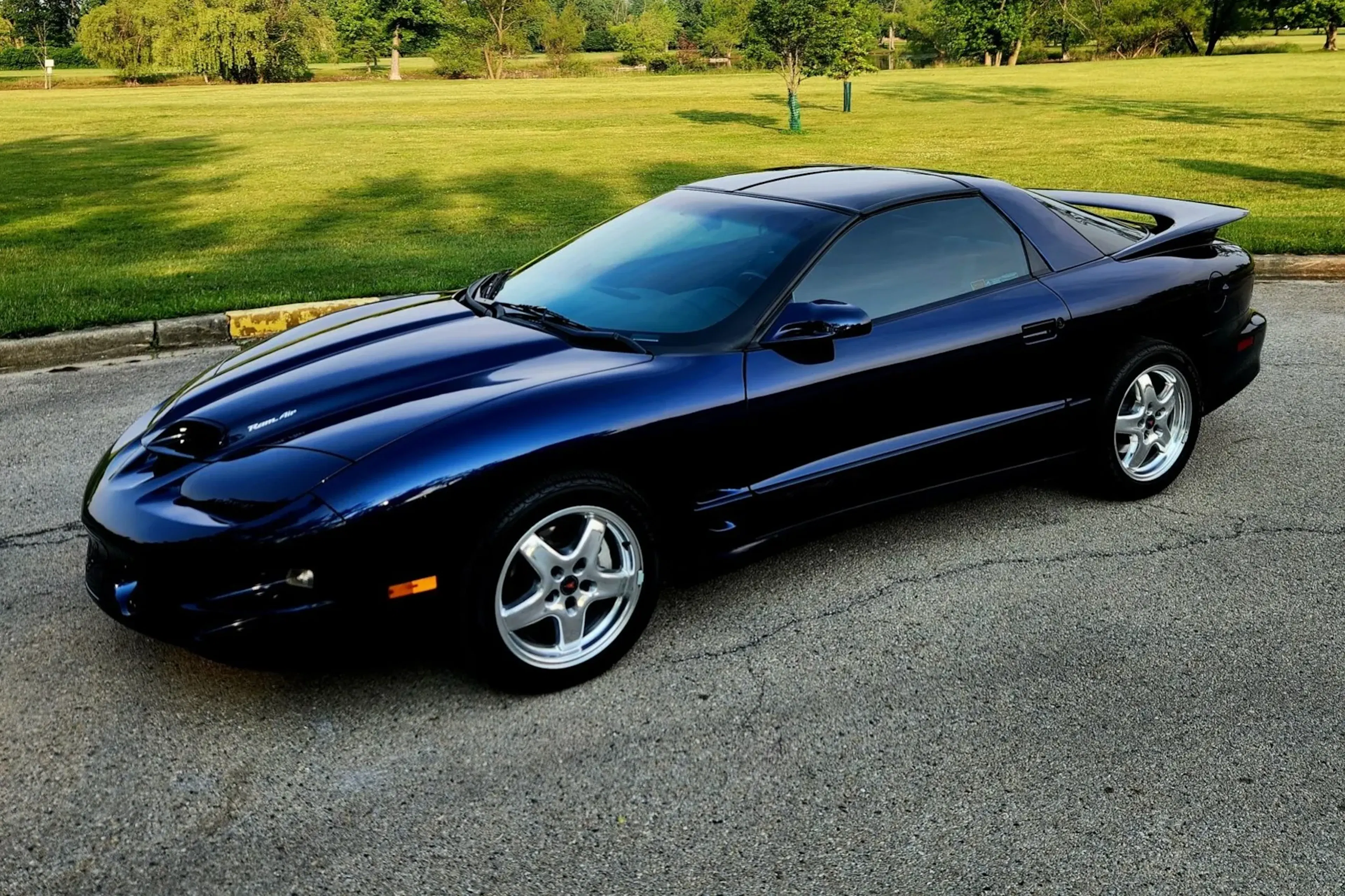 2002 Pontiac Firebird VIN 2G2FV22G322134931 | Hagerty Valuation Tool®