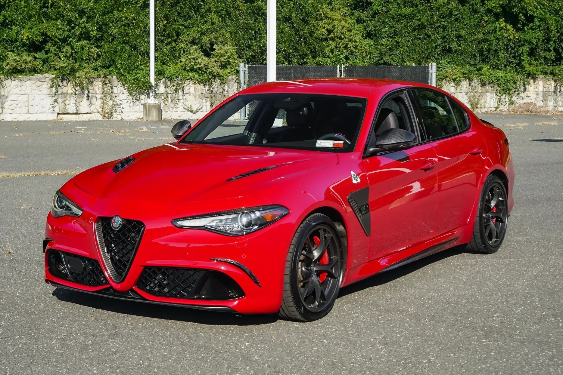 2018 Alfa Romeo Giulia Quadrifoglio VIN ZARFAEAV1J7579982 | Hagerty ...