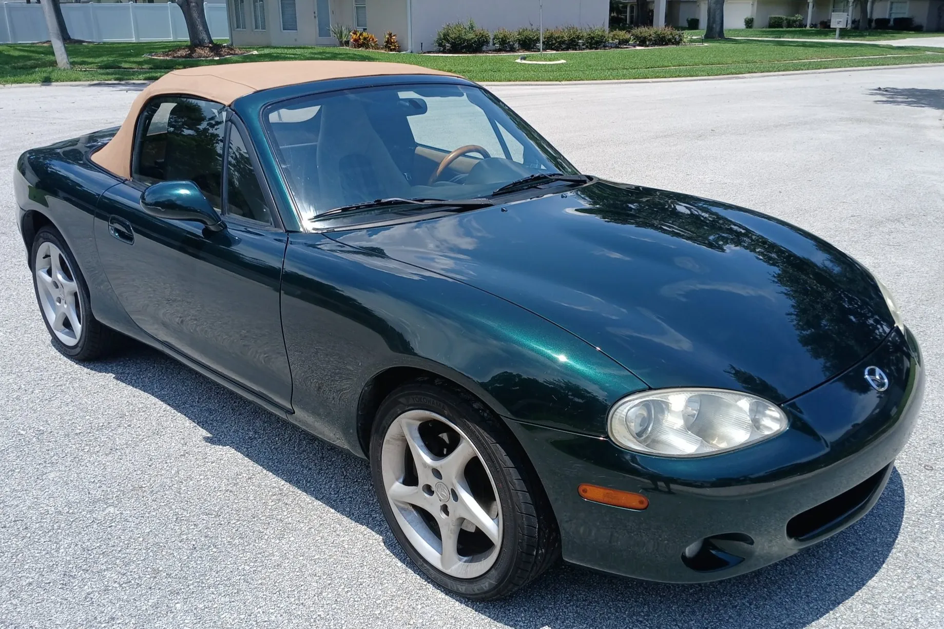 2001 Mazda MX-5 Miata LS VIN JM1NB353810202672 | Hagerty Valuation Tools