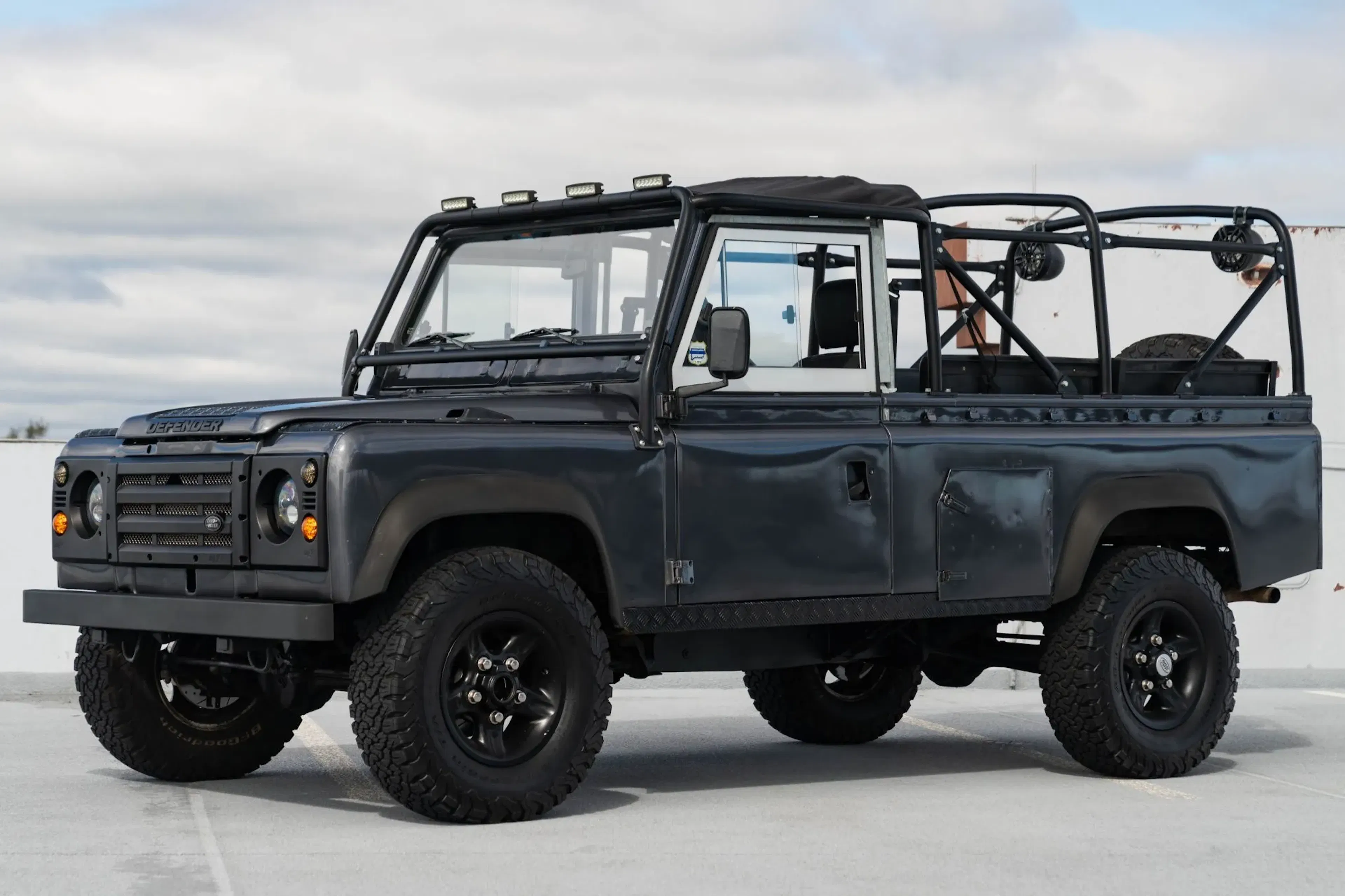 1986 Land Rover Defender 110 VIN SALLDHAC8BA263171 | Hagerty Valuation ...