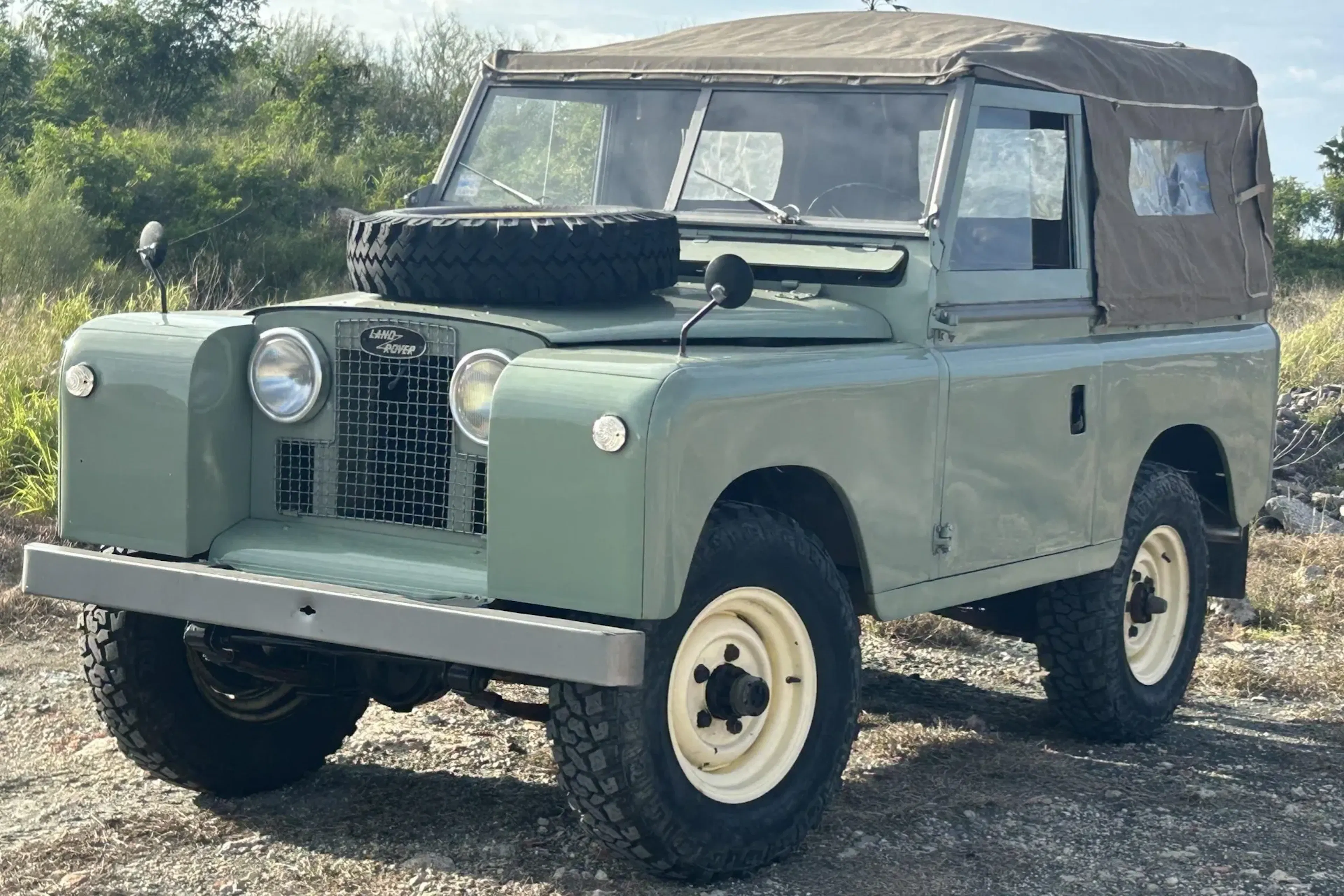 1966 Land Rover Series IIA 88 VIN E45505202 | Hagerty Valuation Tools®