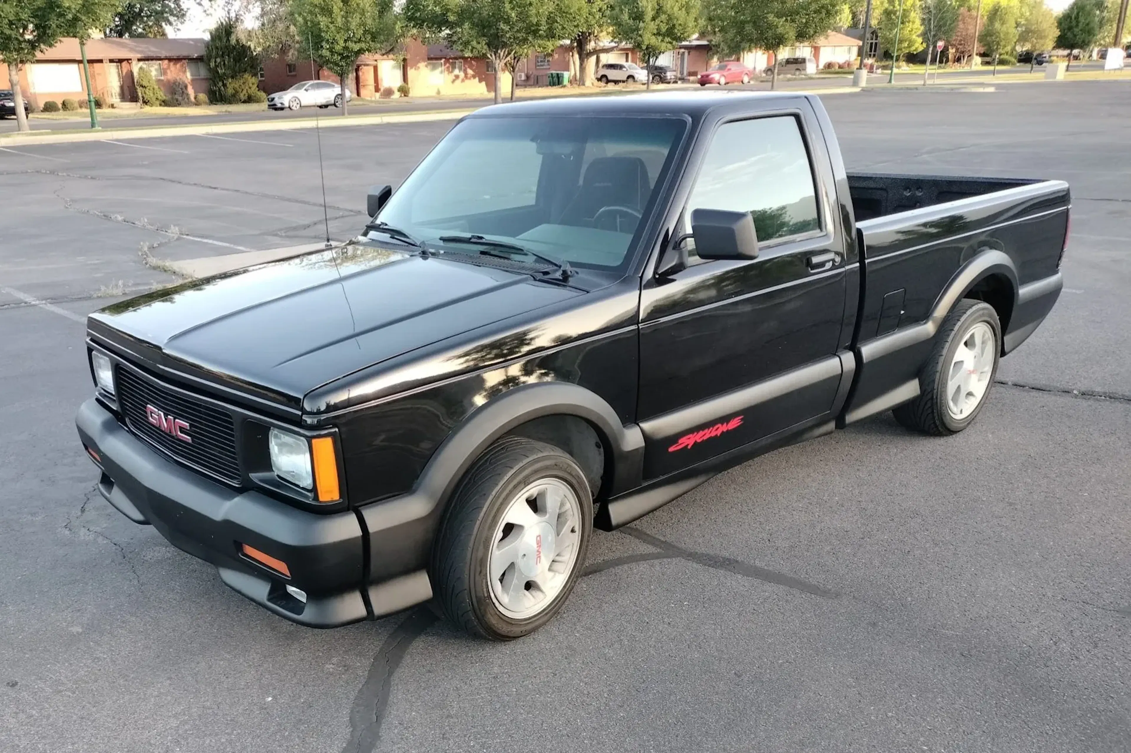 1991 GMC Syclone VIN 1GDCT14ZXM8802187 | Hagerty Valuation Tool®