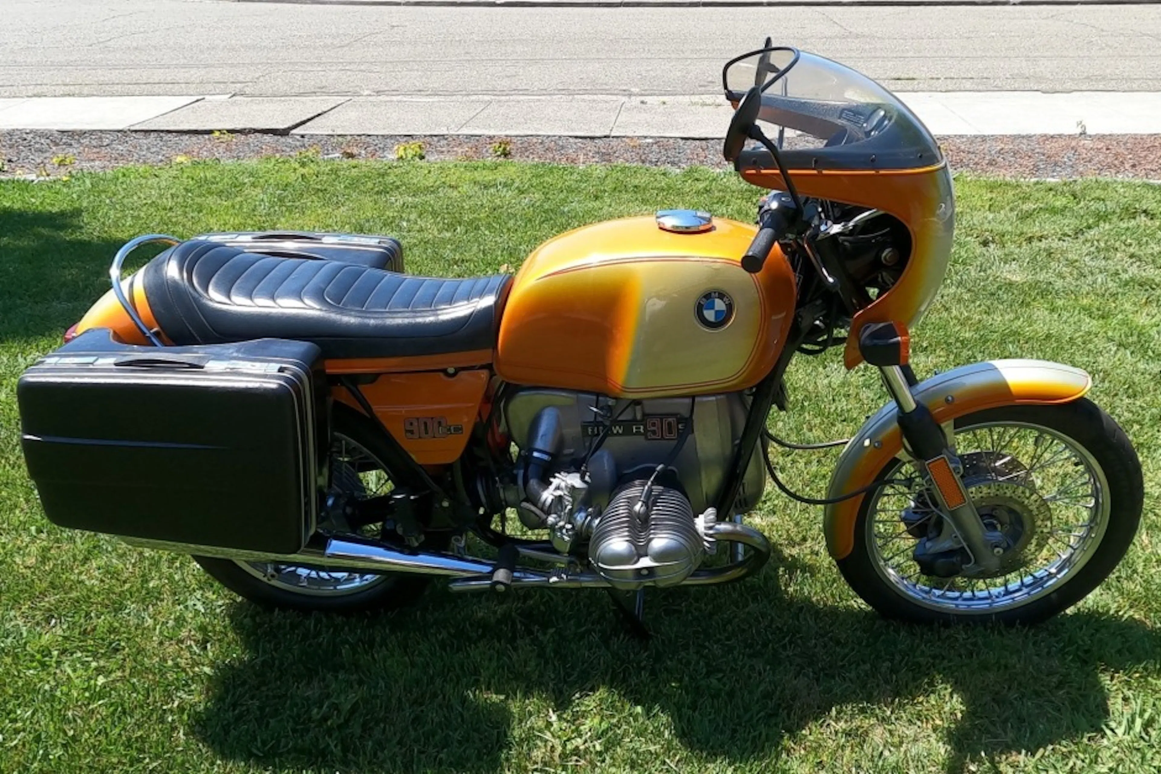 1976 BMW R90S VIN 4991246 | Hagerty Valuation Tools®