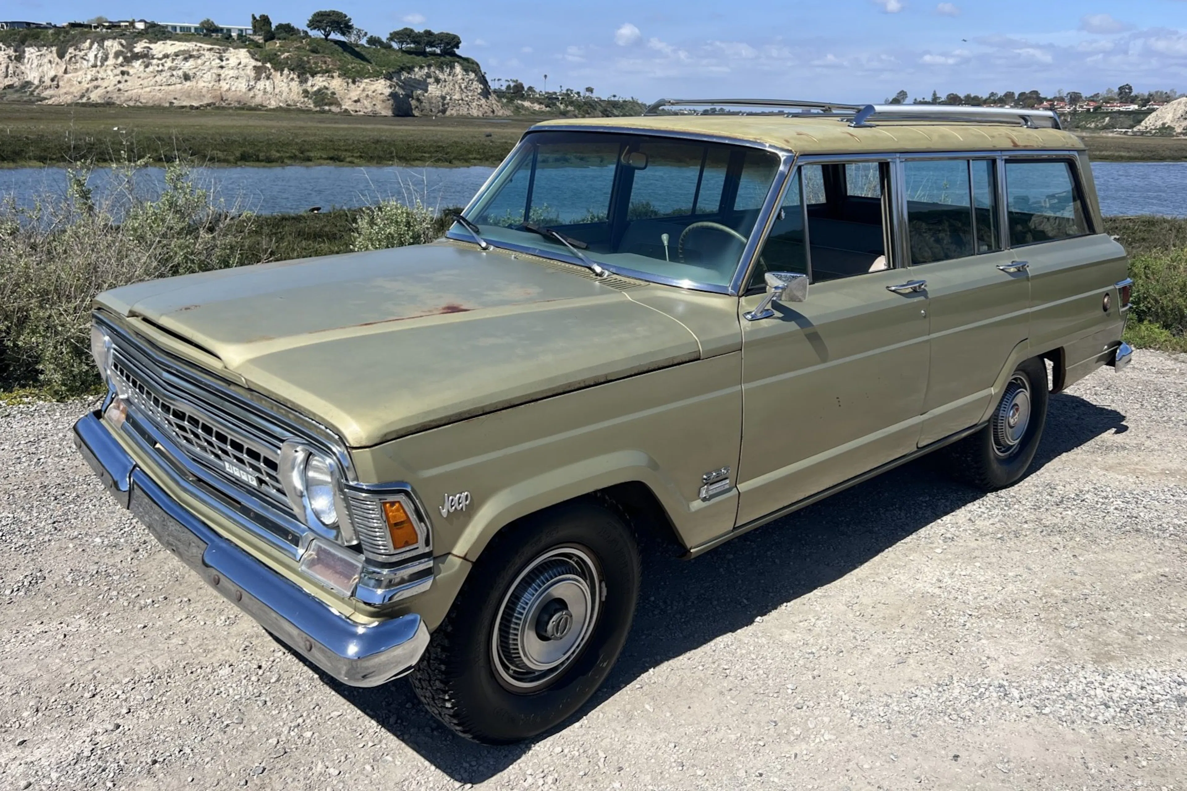 1971 Jeep Wagoneer VIN 1414C19602215 | Hagerty Valuation Tool®