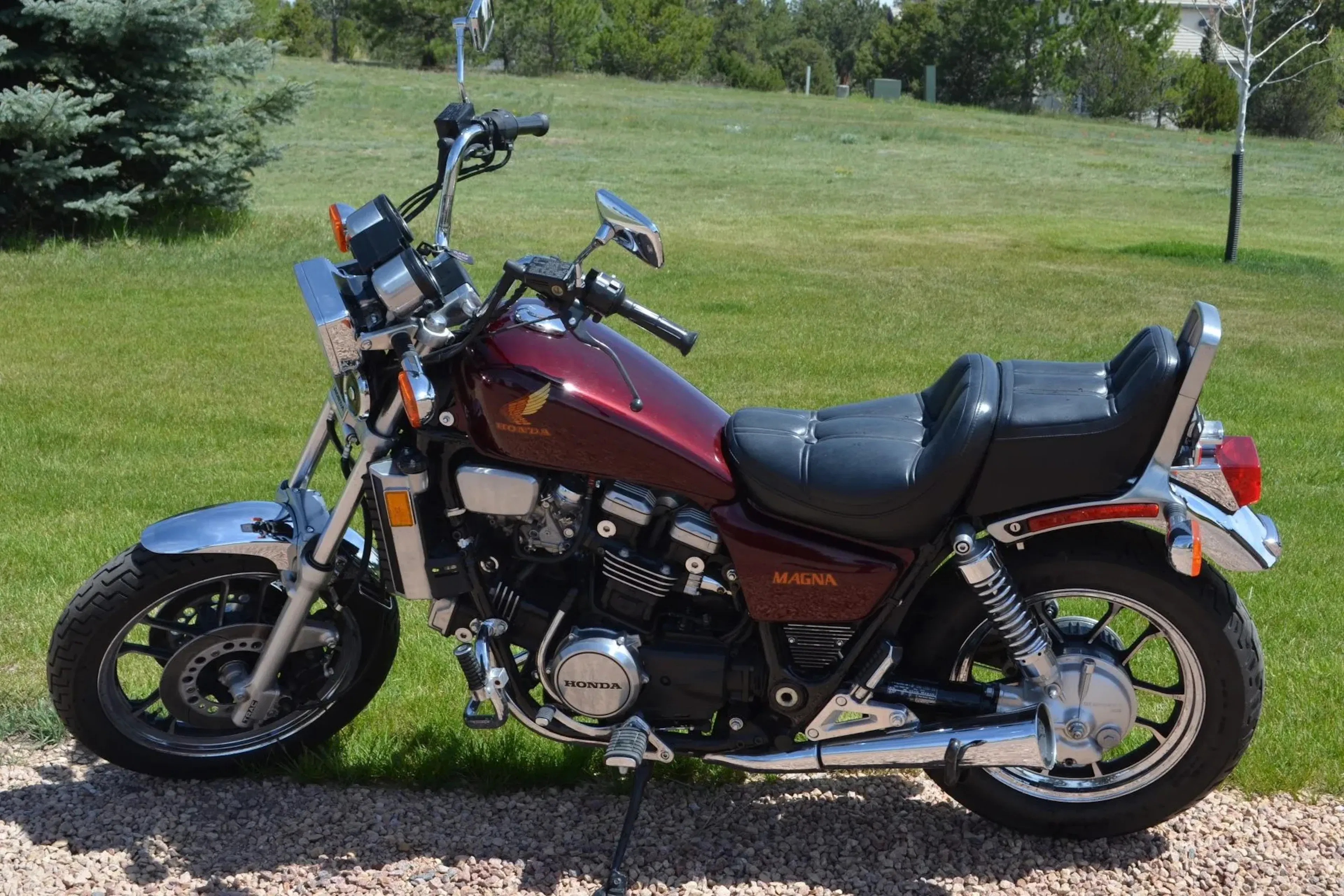 1984 Honda VF700C Magna 2025-06-03