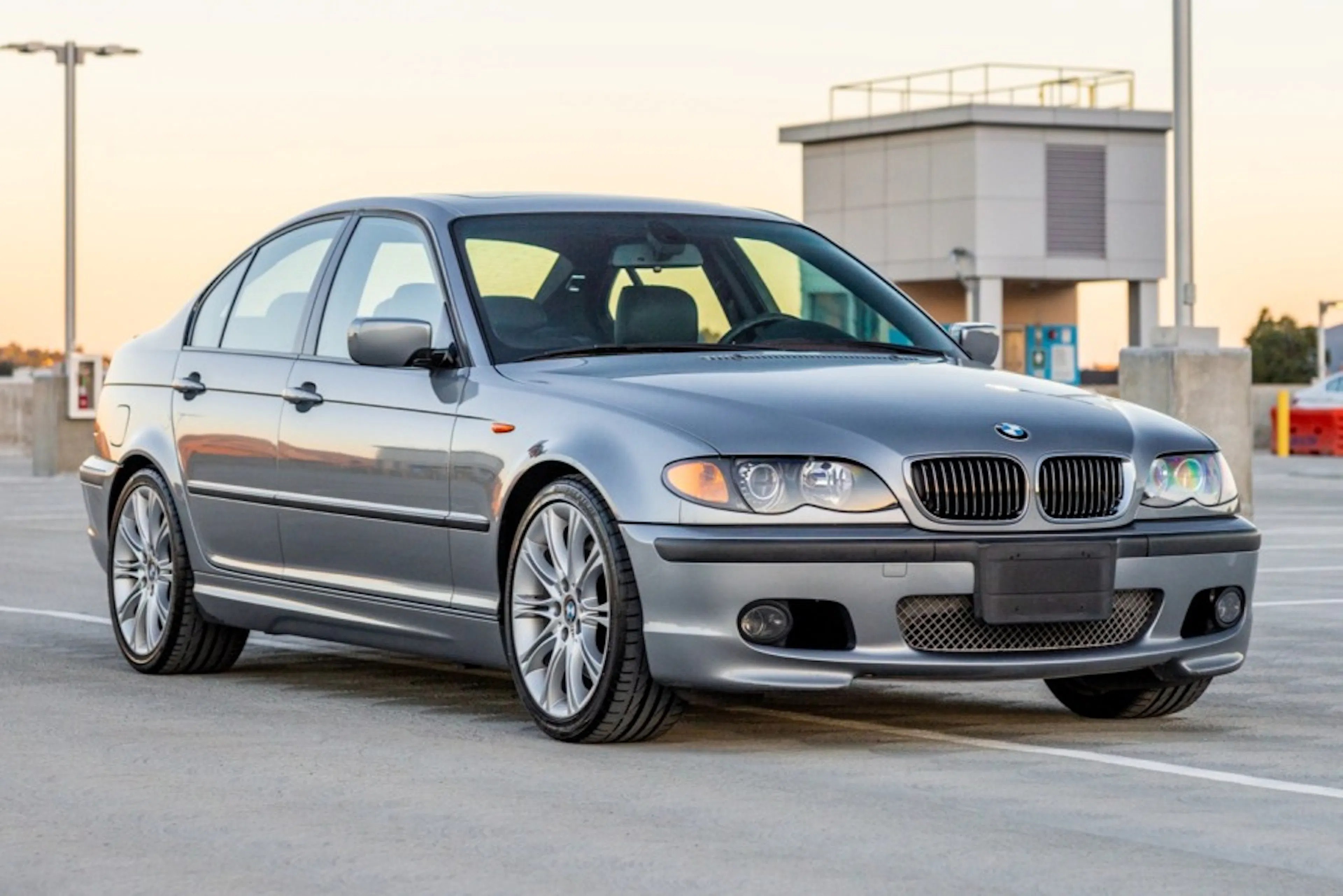 2004 BMW 330i