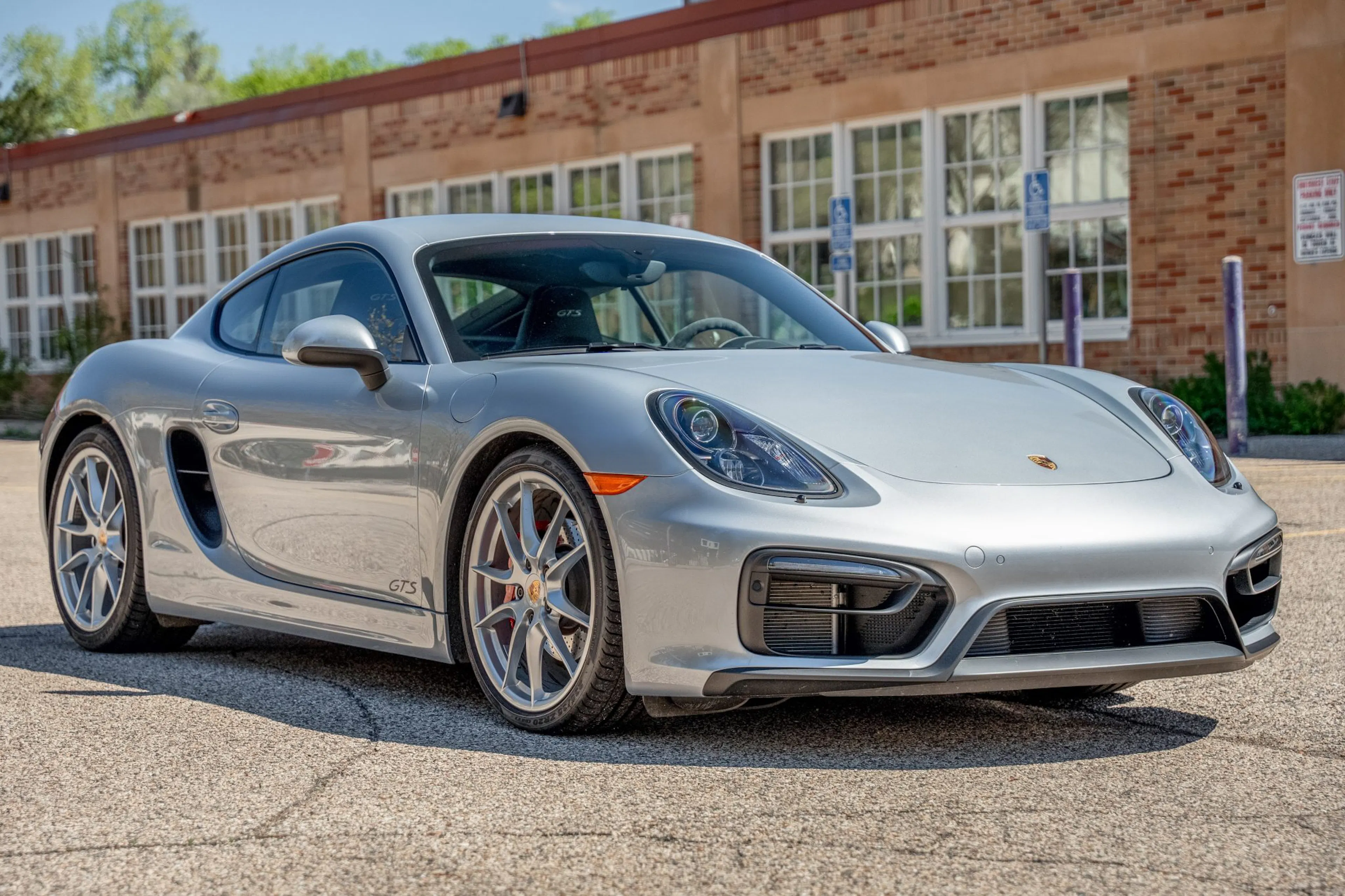 2016 Porsche Cayman