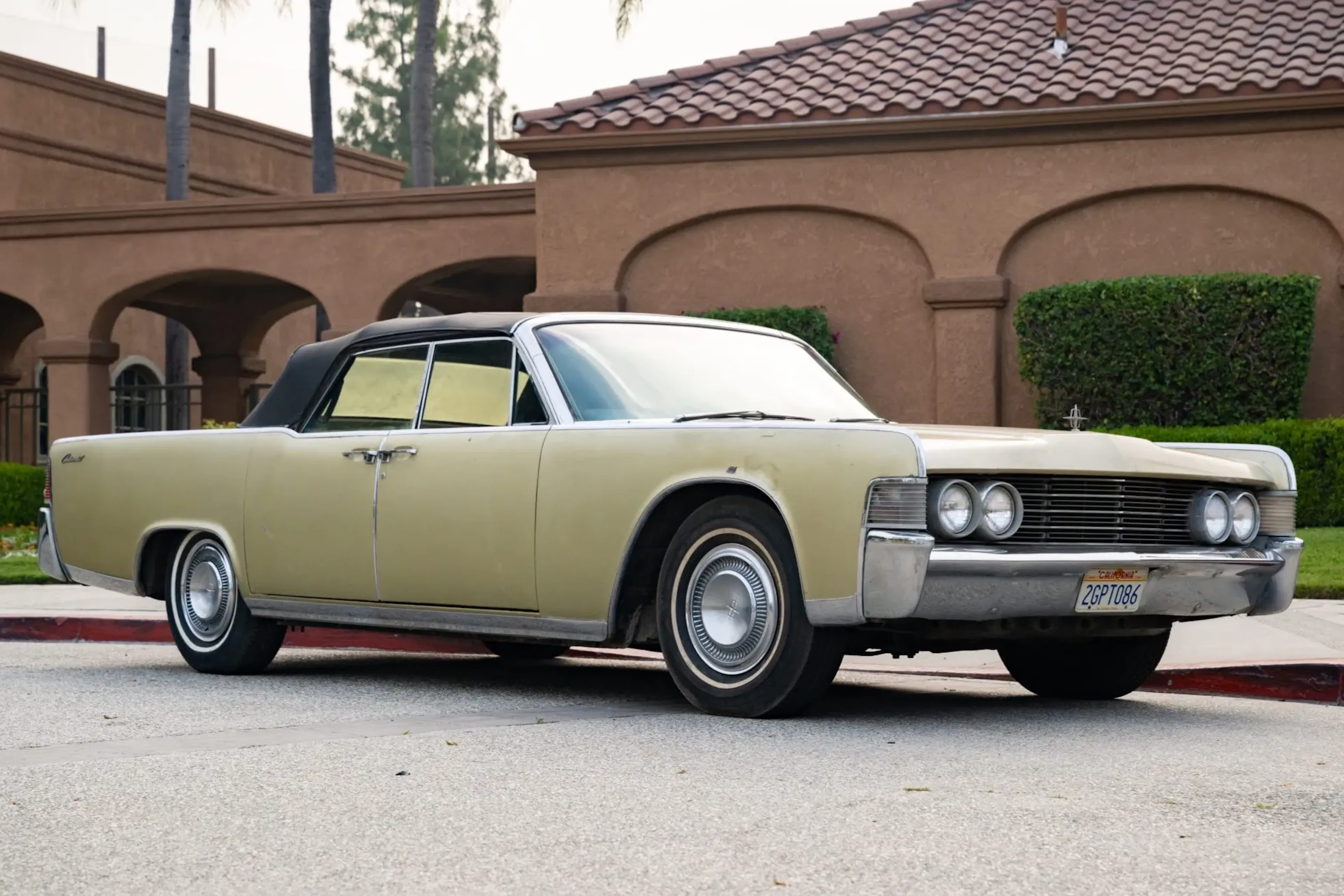 1965 Lincoln Continental 2026-05-03