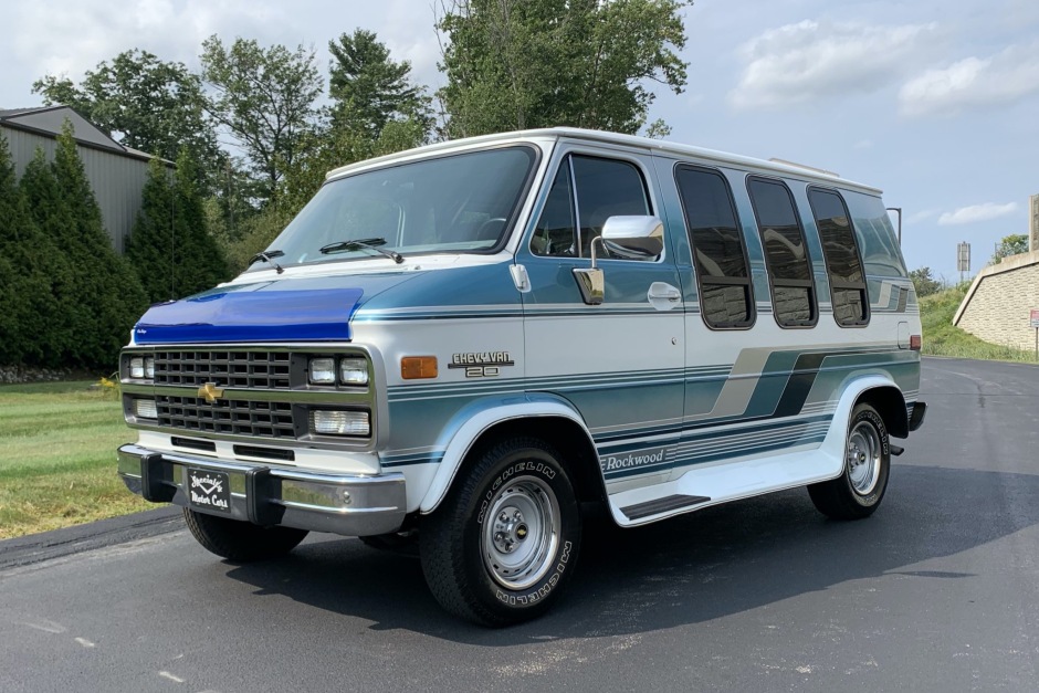 1992 Chevrolet G20 3/4 Ton VIN 1GBEG25Z3N7111083 | Hagerty Valuation Tools