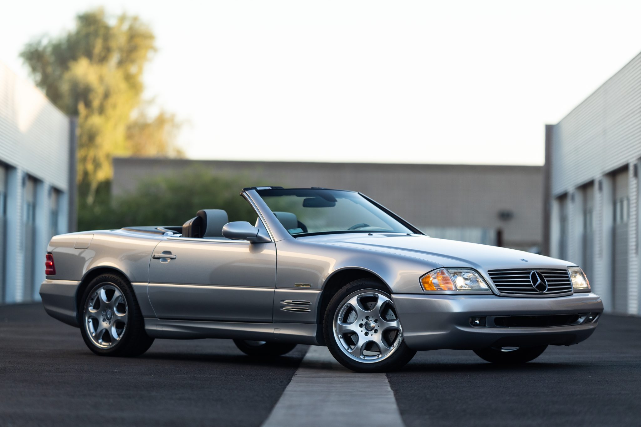 2002 Mercedes-Benz SL500 VIN WDBFA68F32F203871 | Hagerty Valuation Tools