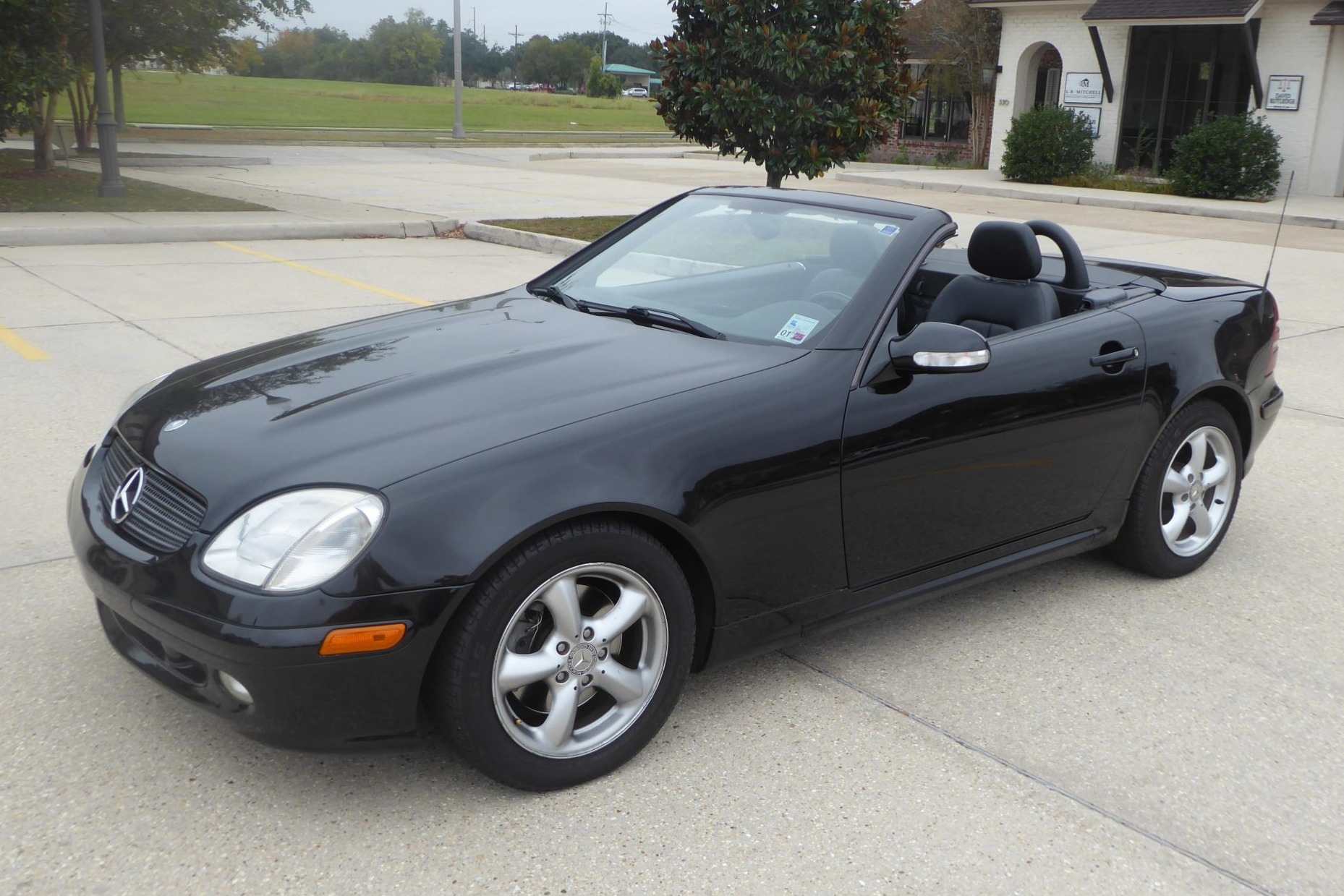 2001 Mercedes-Benz SLK320 VIN WDBKK65F21F232678 | Hagerty Valuation Tools