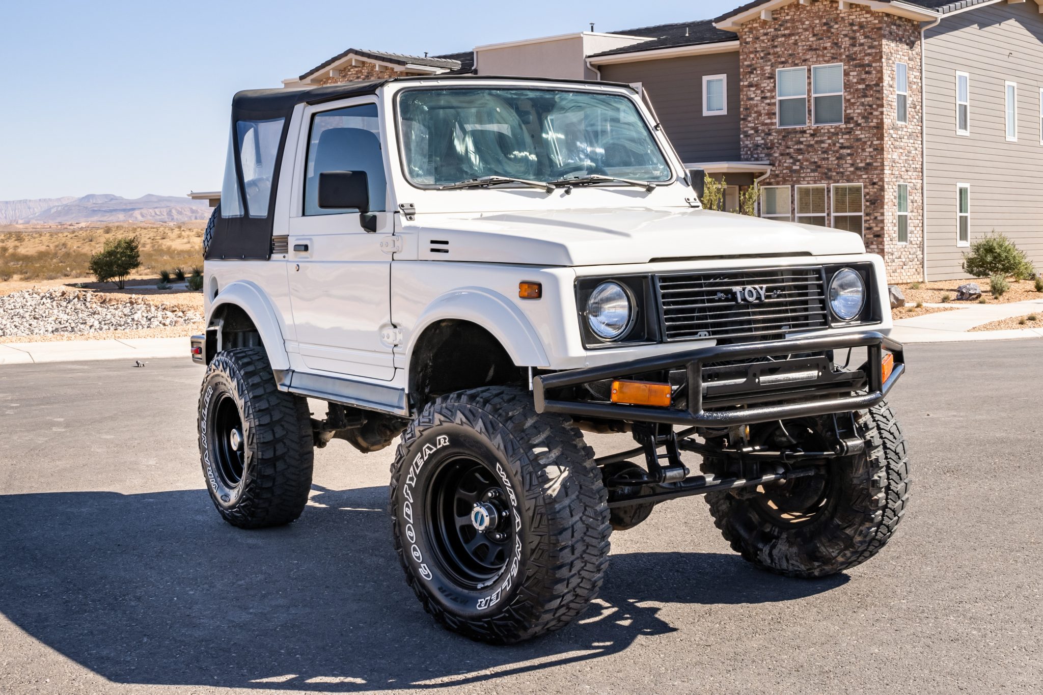 1988 Suzuki Samurai VIN JS4JC51V3J4153529 | Hagerty Valuation Tools