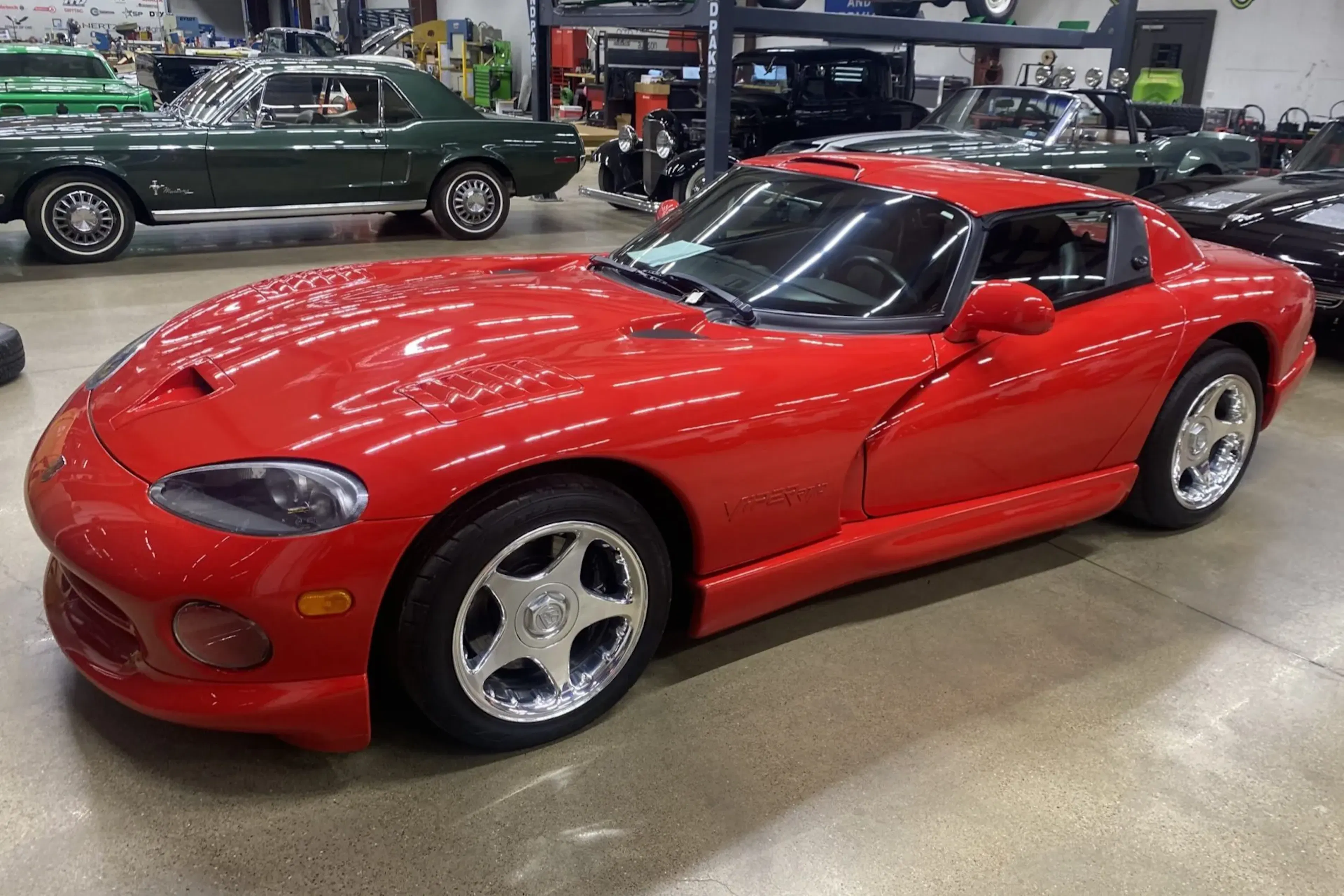 1998 Dodge Viper VIN 1B3ER65E0WV401158 | Hagerty Valuation Tools®