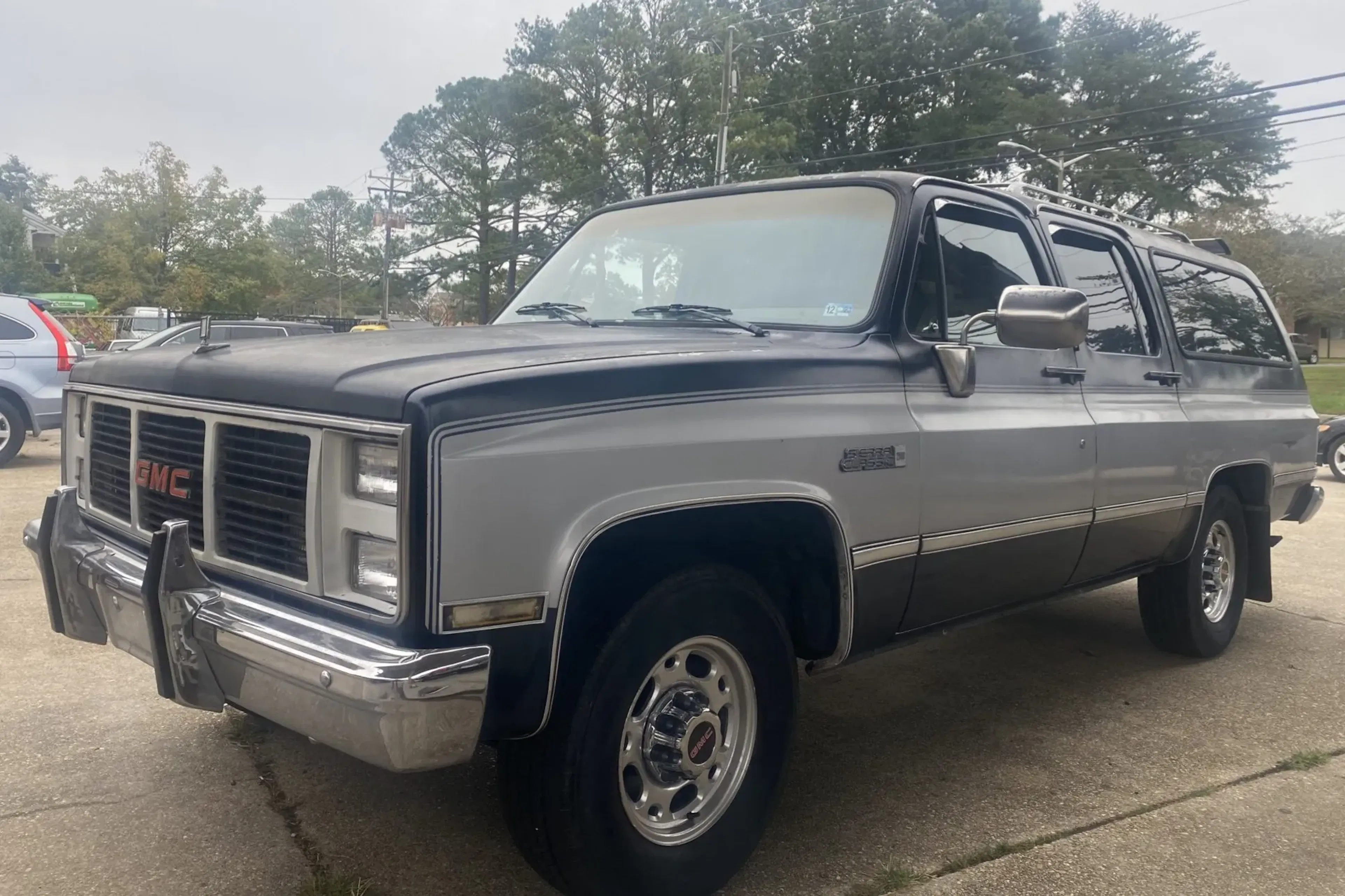 1987 GMC R2500 Suburban VIN 1GKGR26N3HF524565 | Hagerty Valuation Tools®