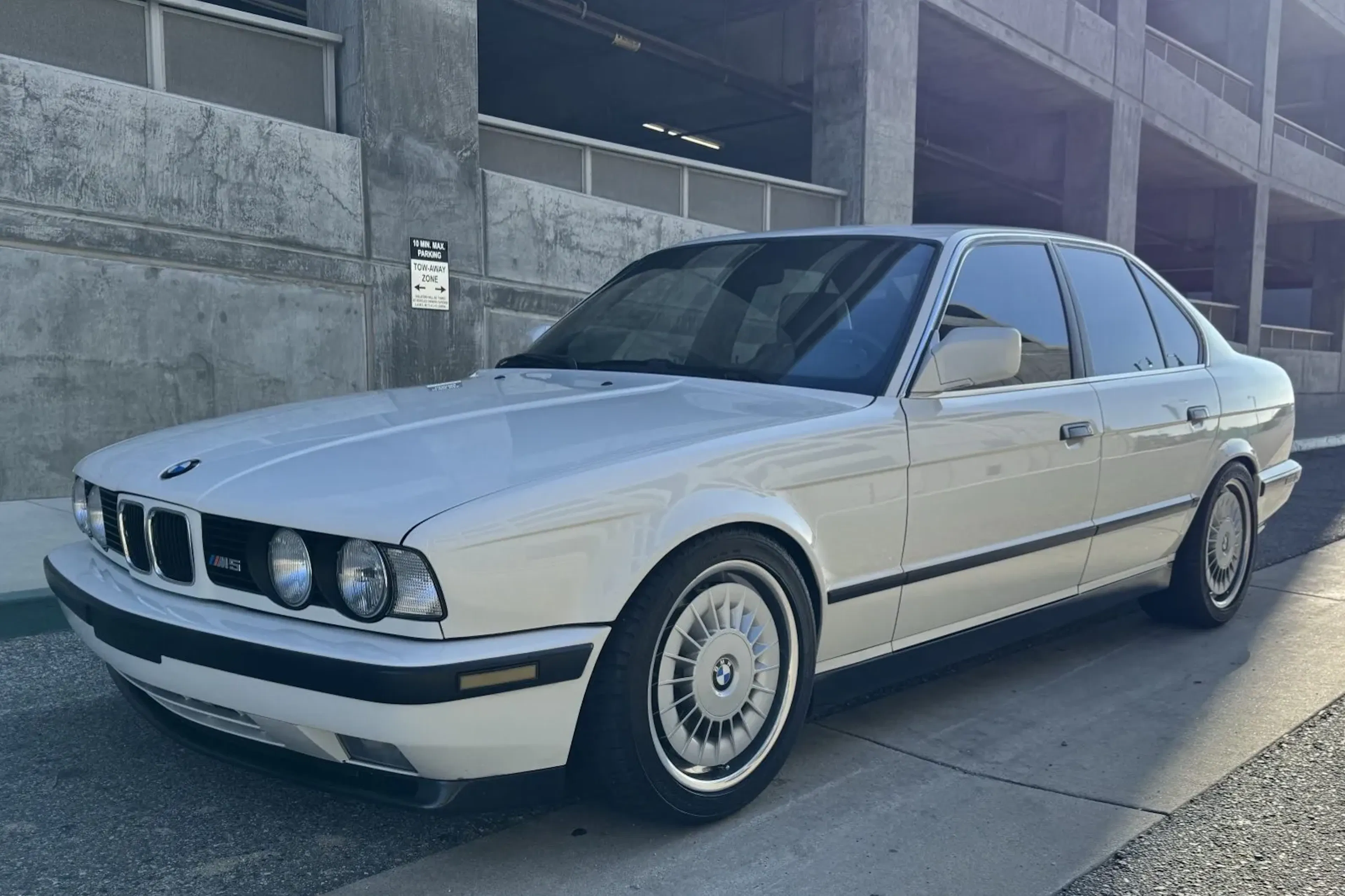 1991 BMW M5 2025-11-26