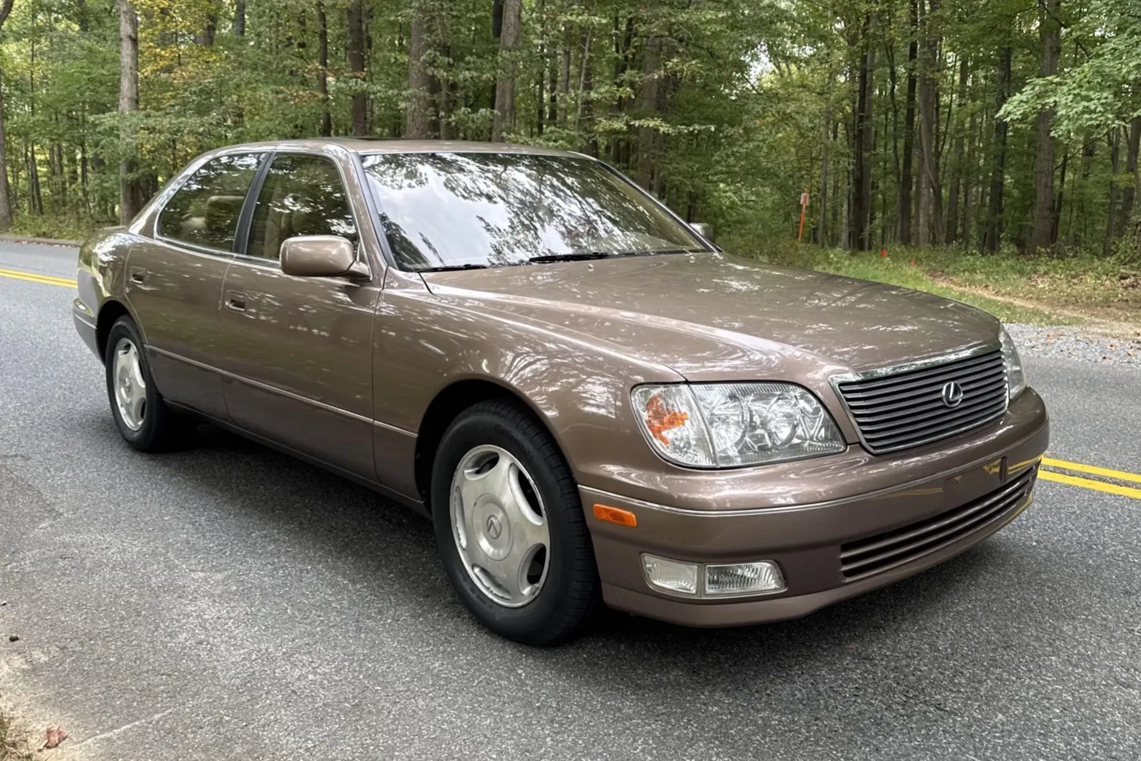 1998 Lexus LS400 VIN JT8BH28F8W0104653 | Hagerty Valuation Tools®