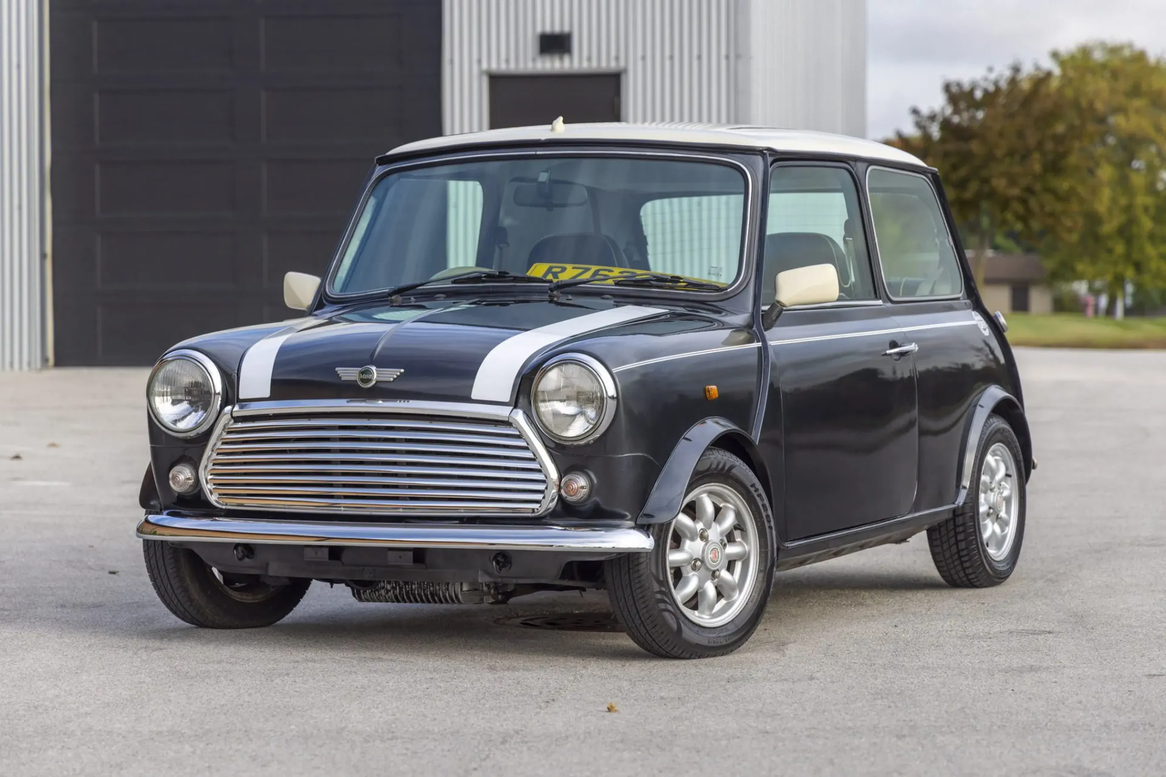 1998 Rover Mini Cooper VIN SAXXNNAZEBD136081 | Hagerty Valuation Tools®