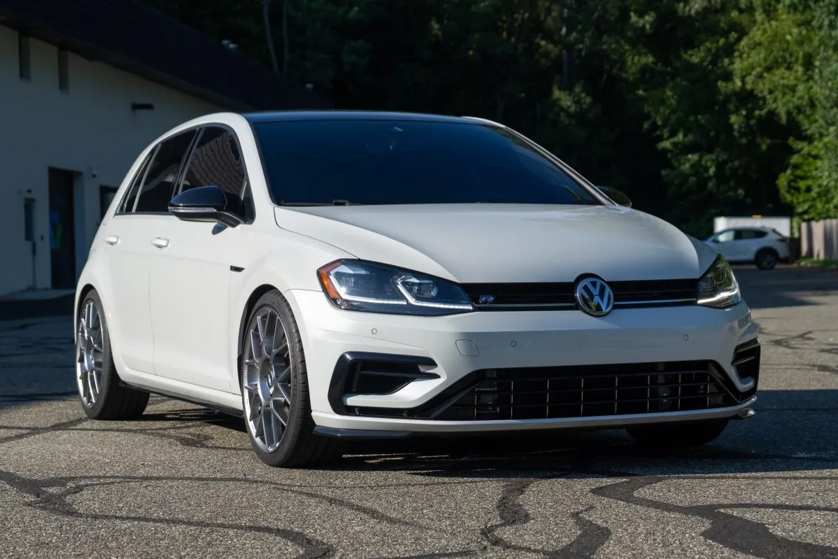 2019 Volkswagen Golf R VIN WVWWA7AU7KW227347 | Hagerty Valuation Tools