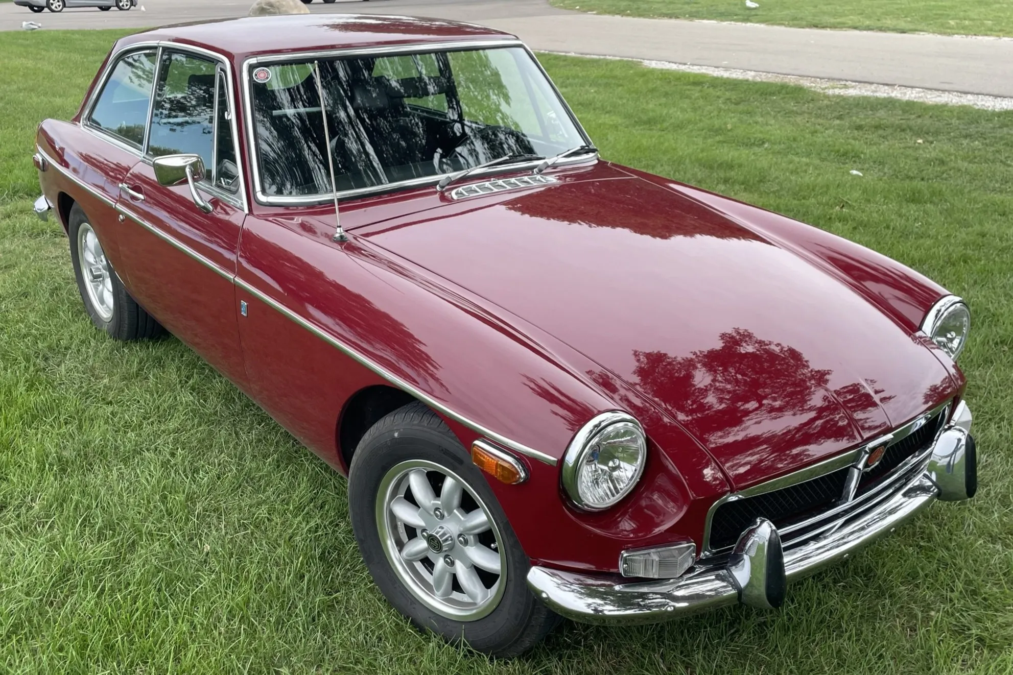 1973 MG MGB GT VIN GHD5UD307061G | Hagerty Valuation Tools