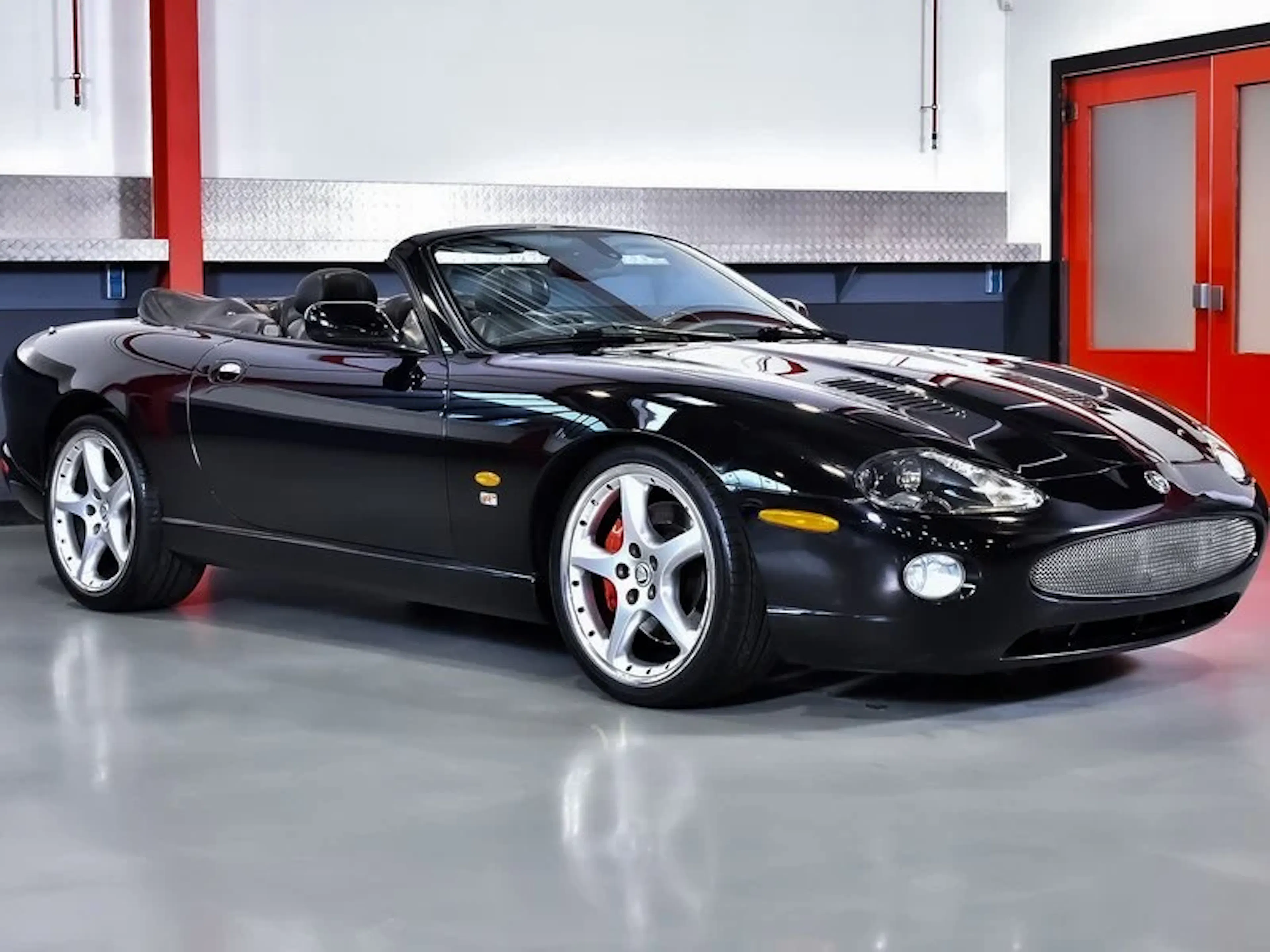 2005 Jaguar XKR 2026-04-28