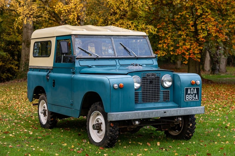 1964 Land Rover Series IIA 88 VIN 24102768 | Hagerty Valuation Tools