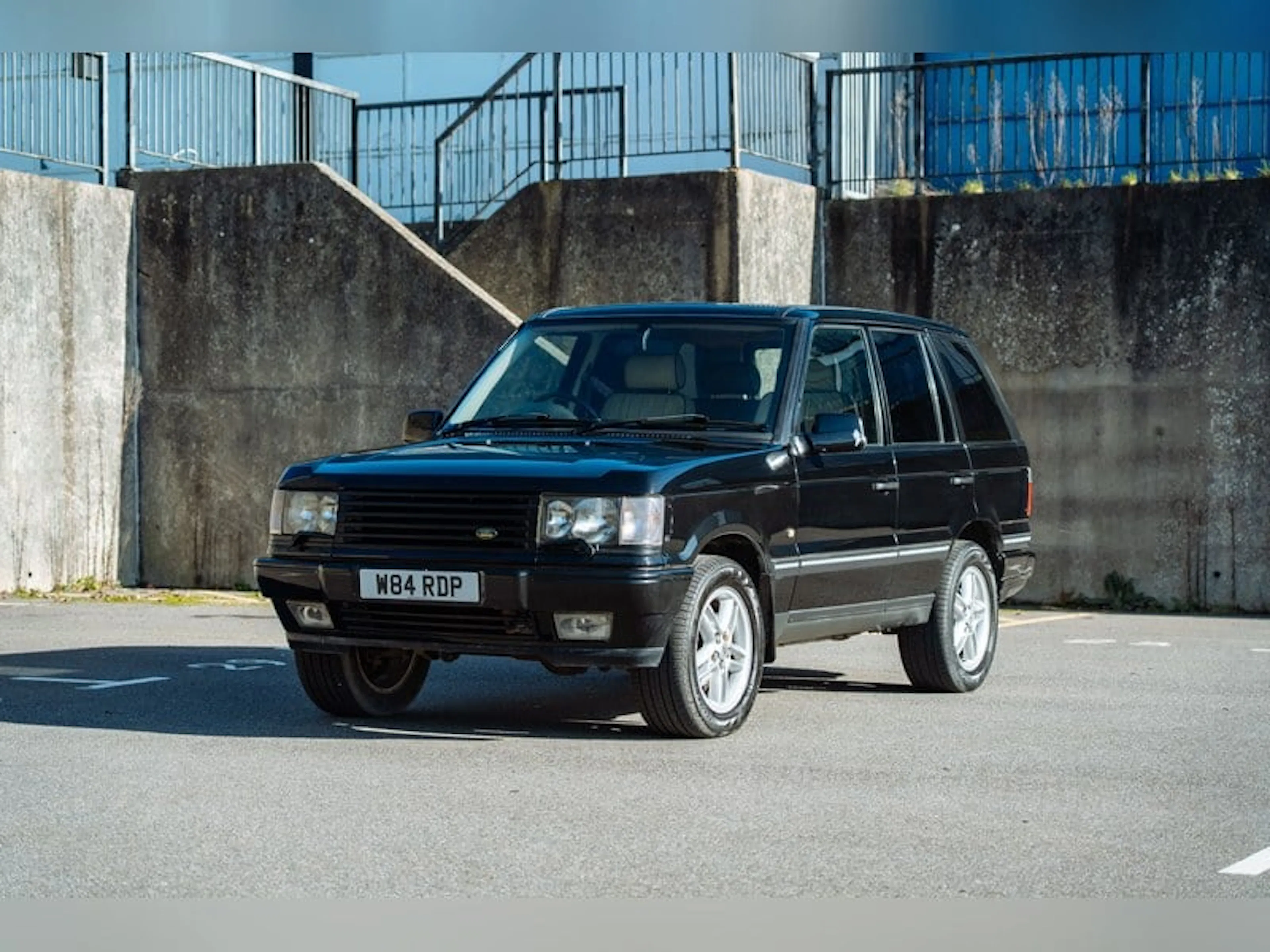 Land Rover 2000 Built 2000 Land Rover Range Rover | Hagerty Valuation Tool®