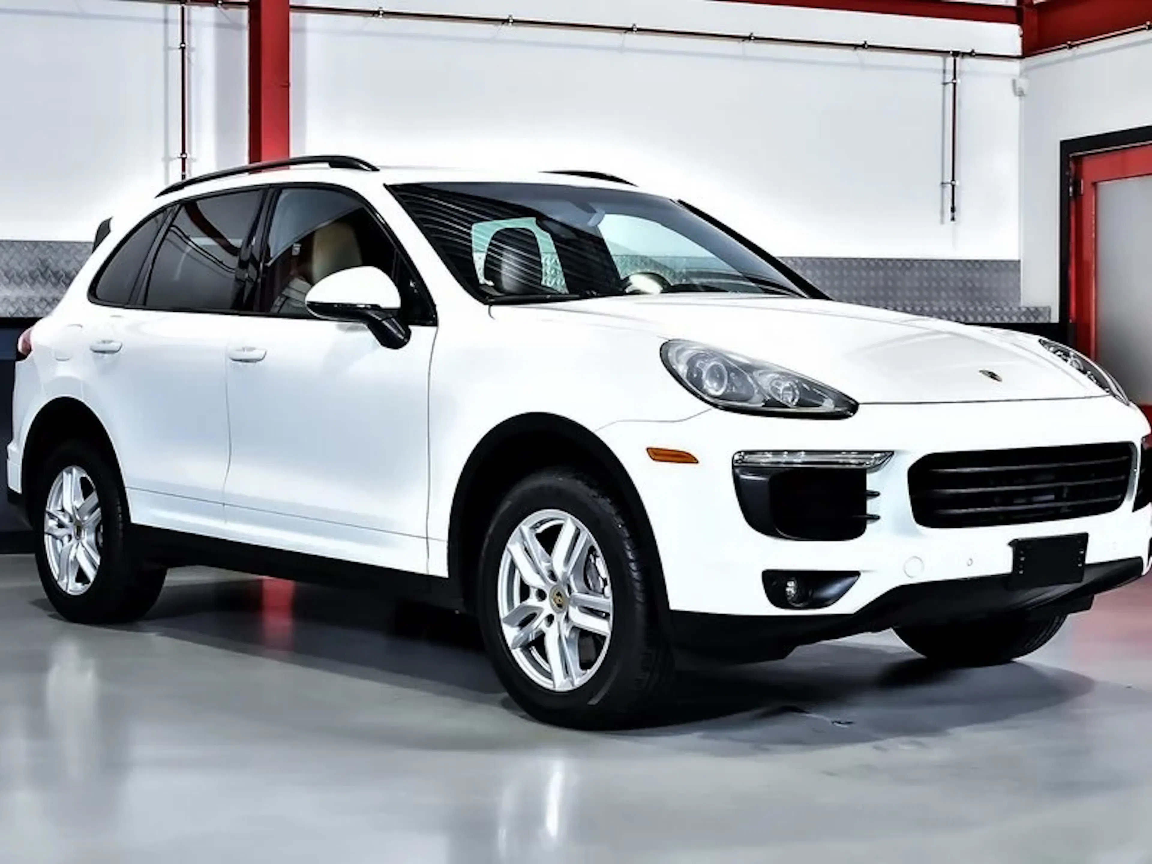 2016 Porsche Cayenne 2026-05-06