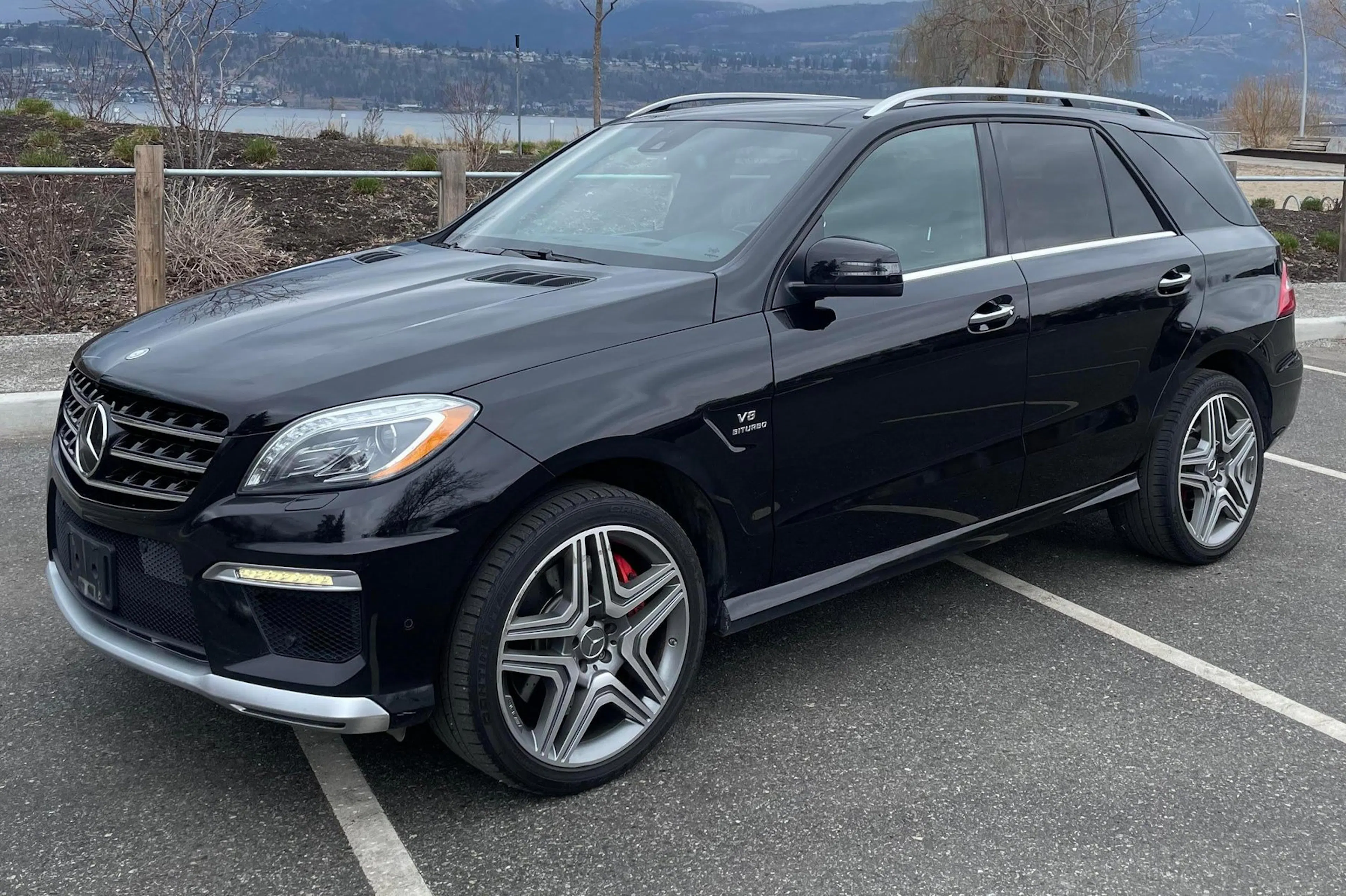2012 Mercedes-Benz ML63 AMG