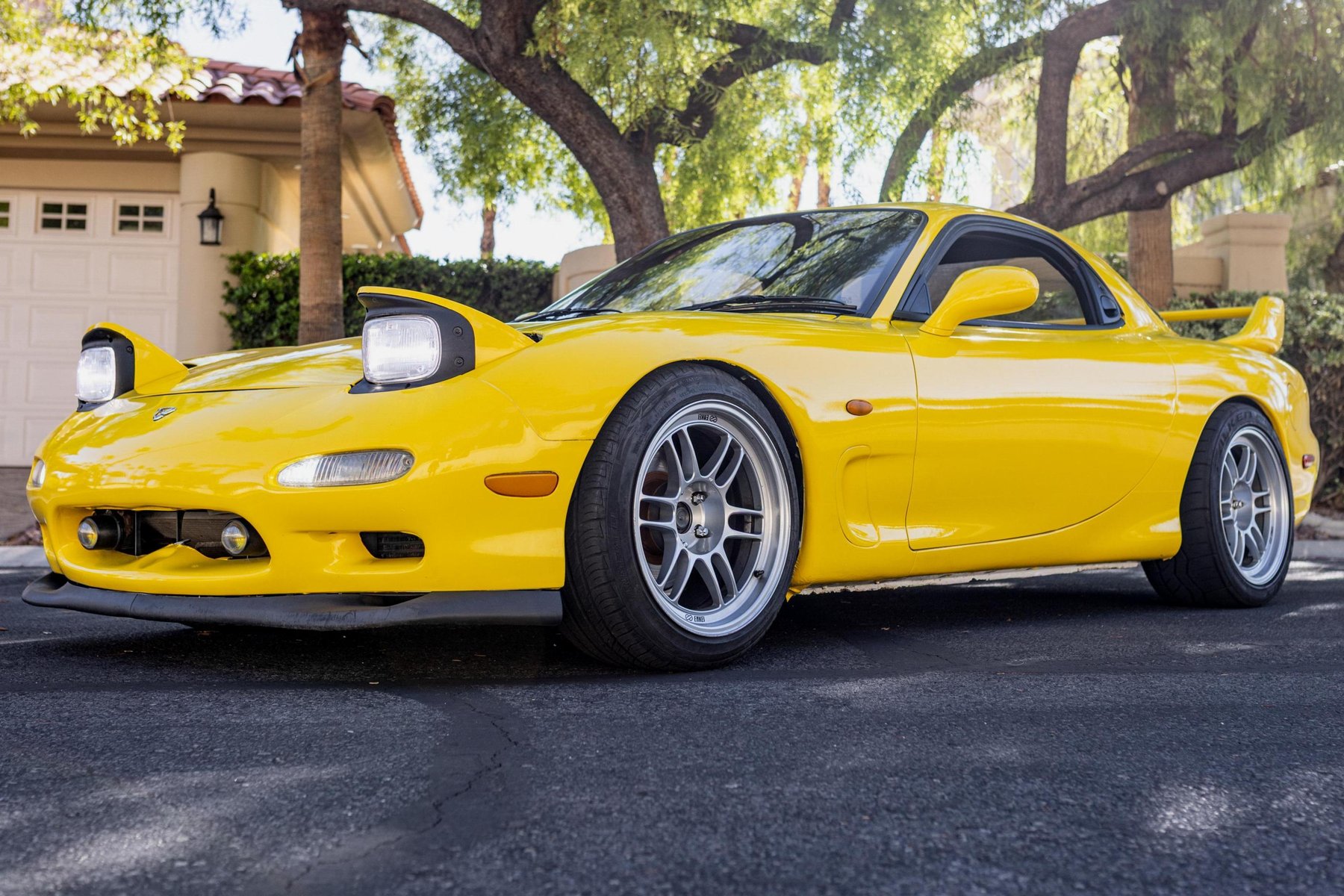1992 Mazda RX-7 Type R VIN FD3S113337 | Hagerty Valuation Tools